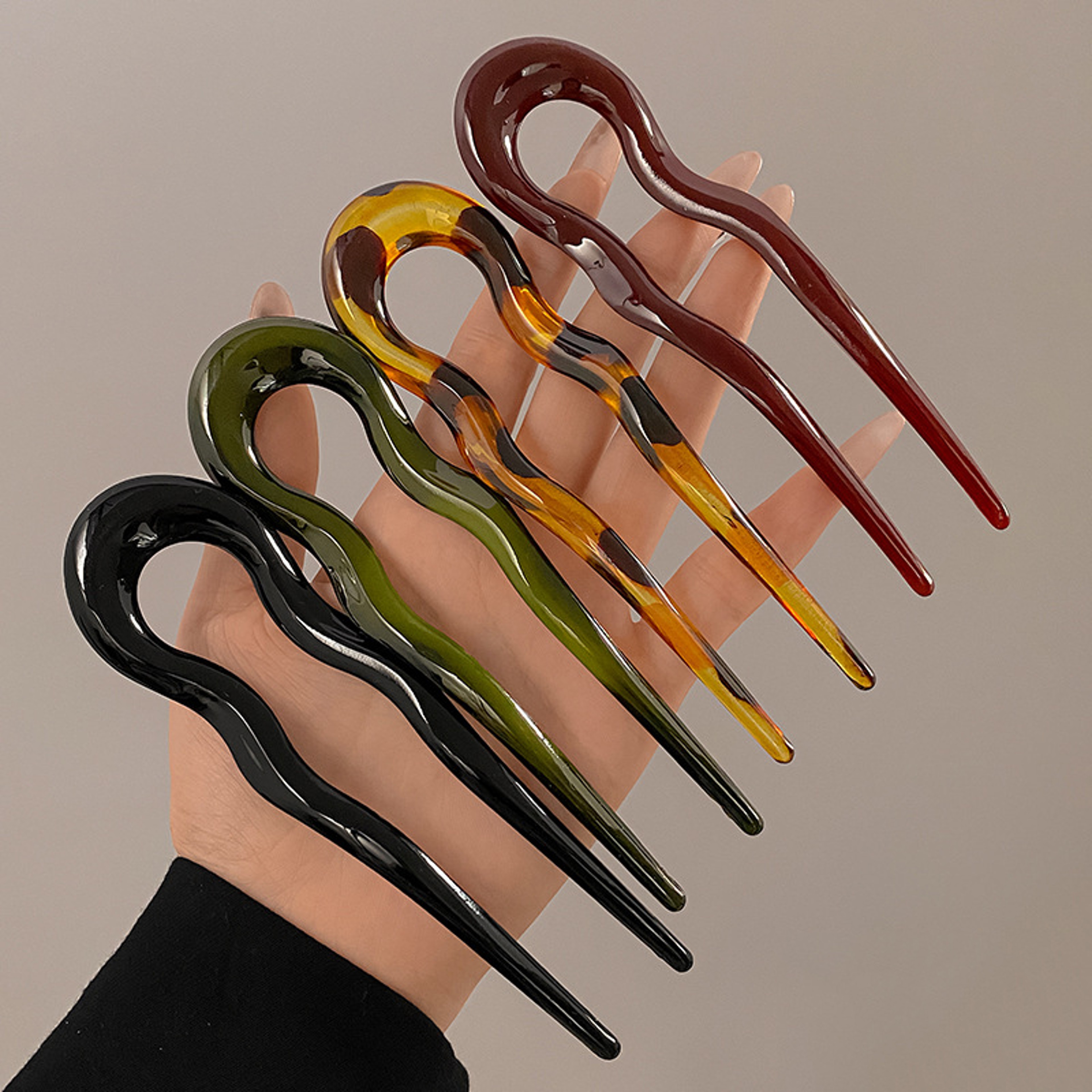 U-Shaped Tortoiseshell Hairpin  Stylish Geometric Design for Women & Girls – view 2