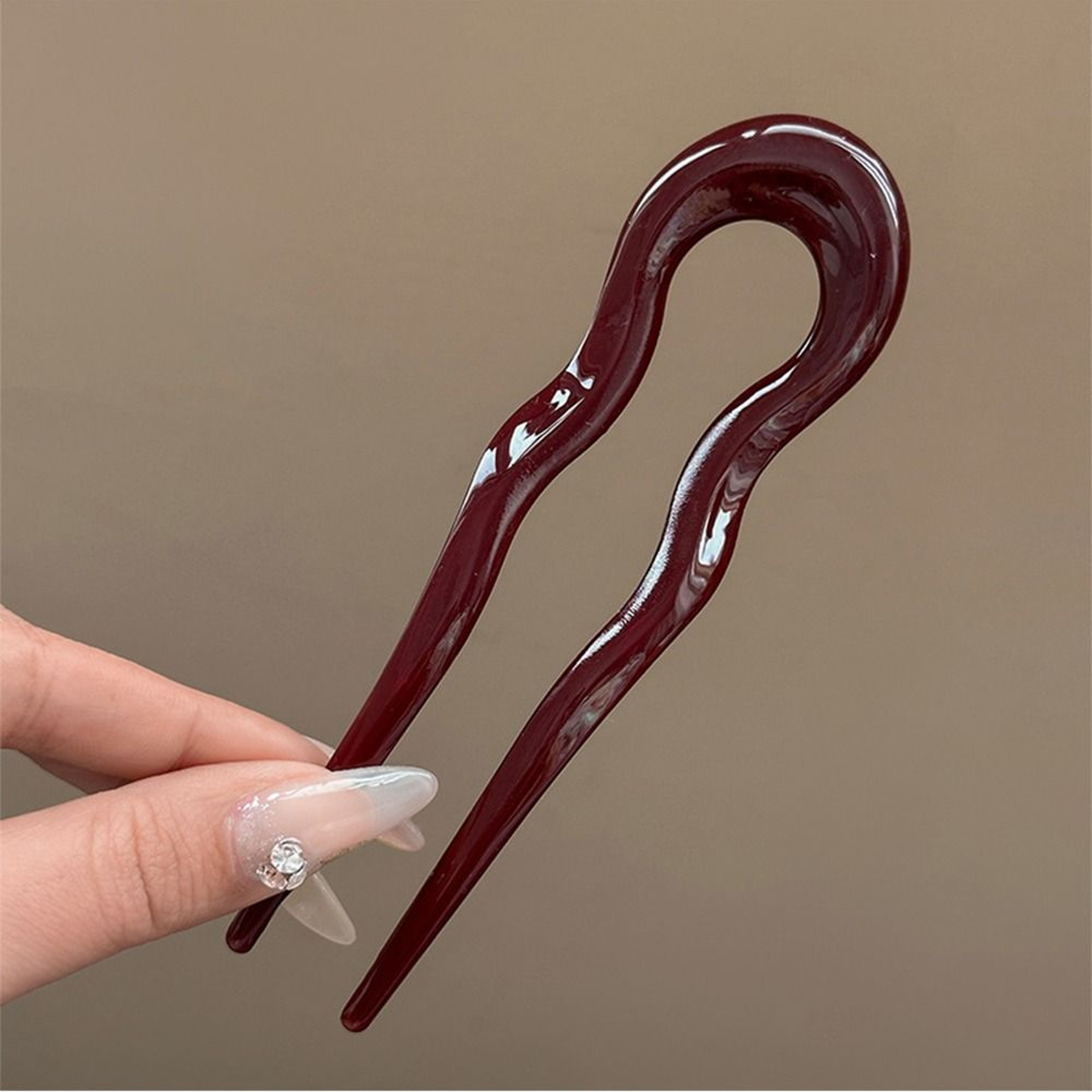 U-Shaped Tortoiseshell Hairpin  Stylish Geometric Design for Women & Girls – view 7