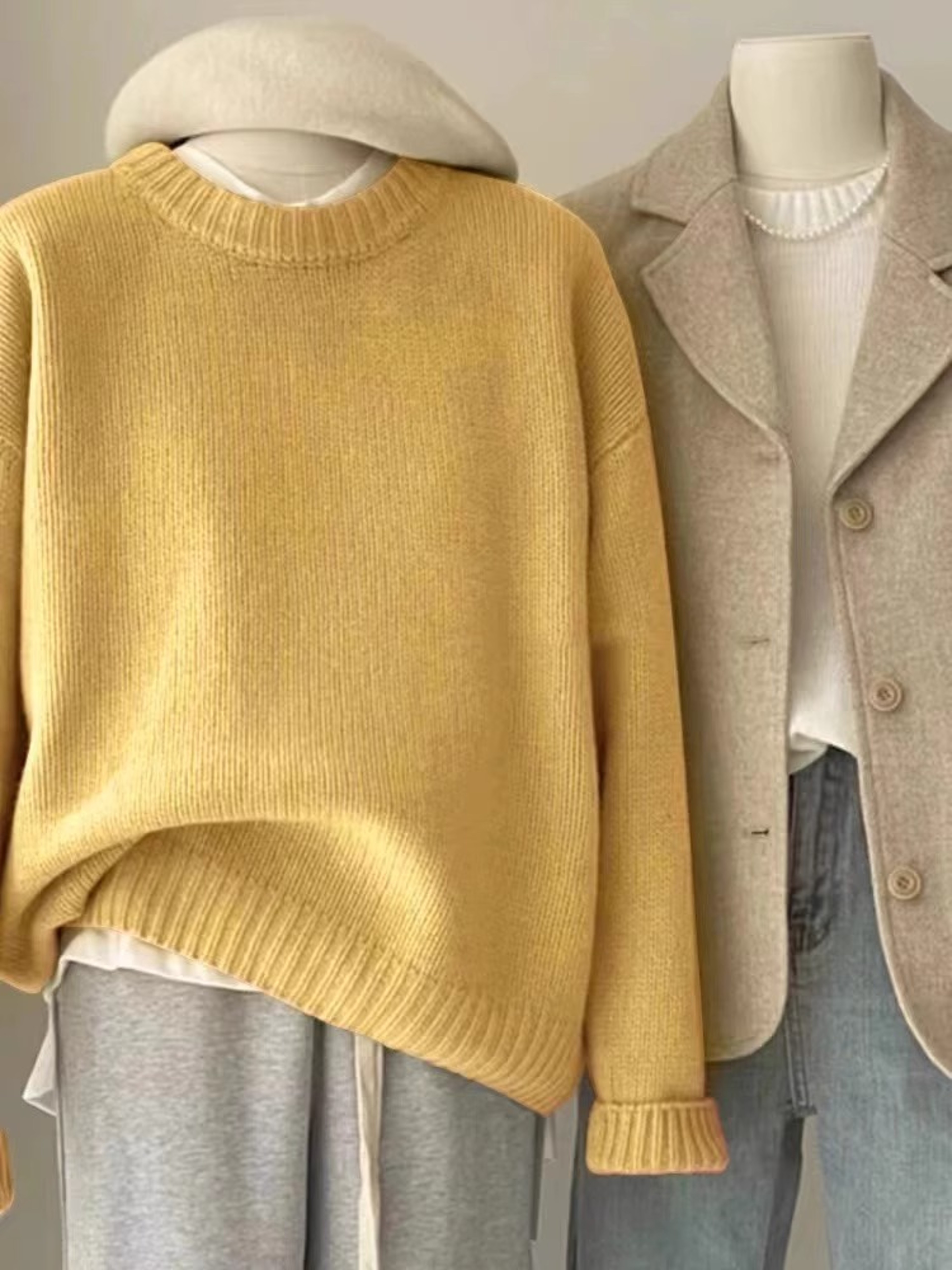 Women's Cashmere Crewneck Sweater in 100% Pure – view 8