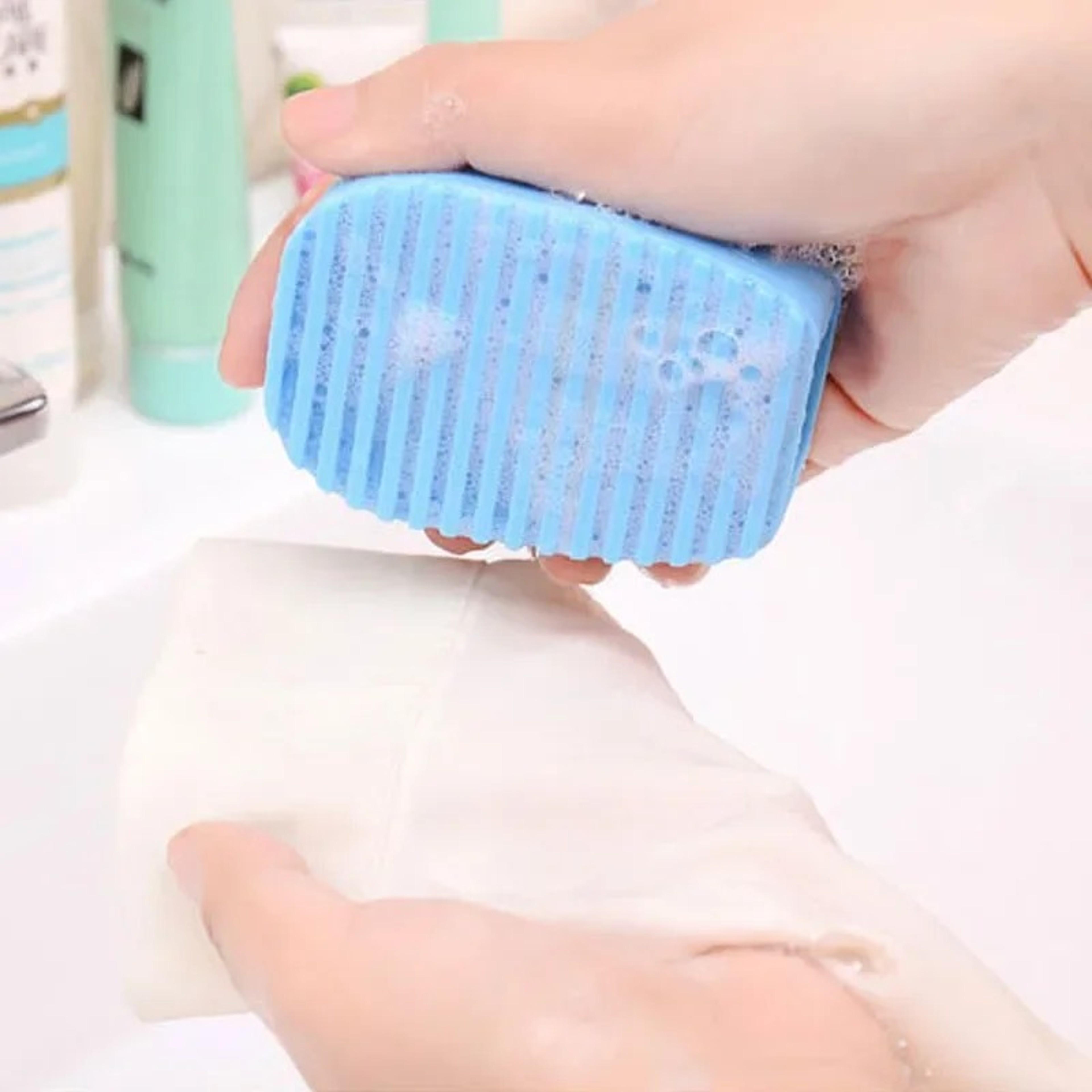 Portable Silicone Laundry Stain Remover Brush Handheld Mini Washboard Cleaning Tool 1