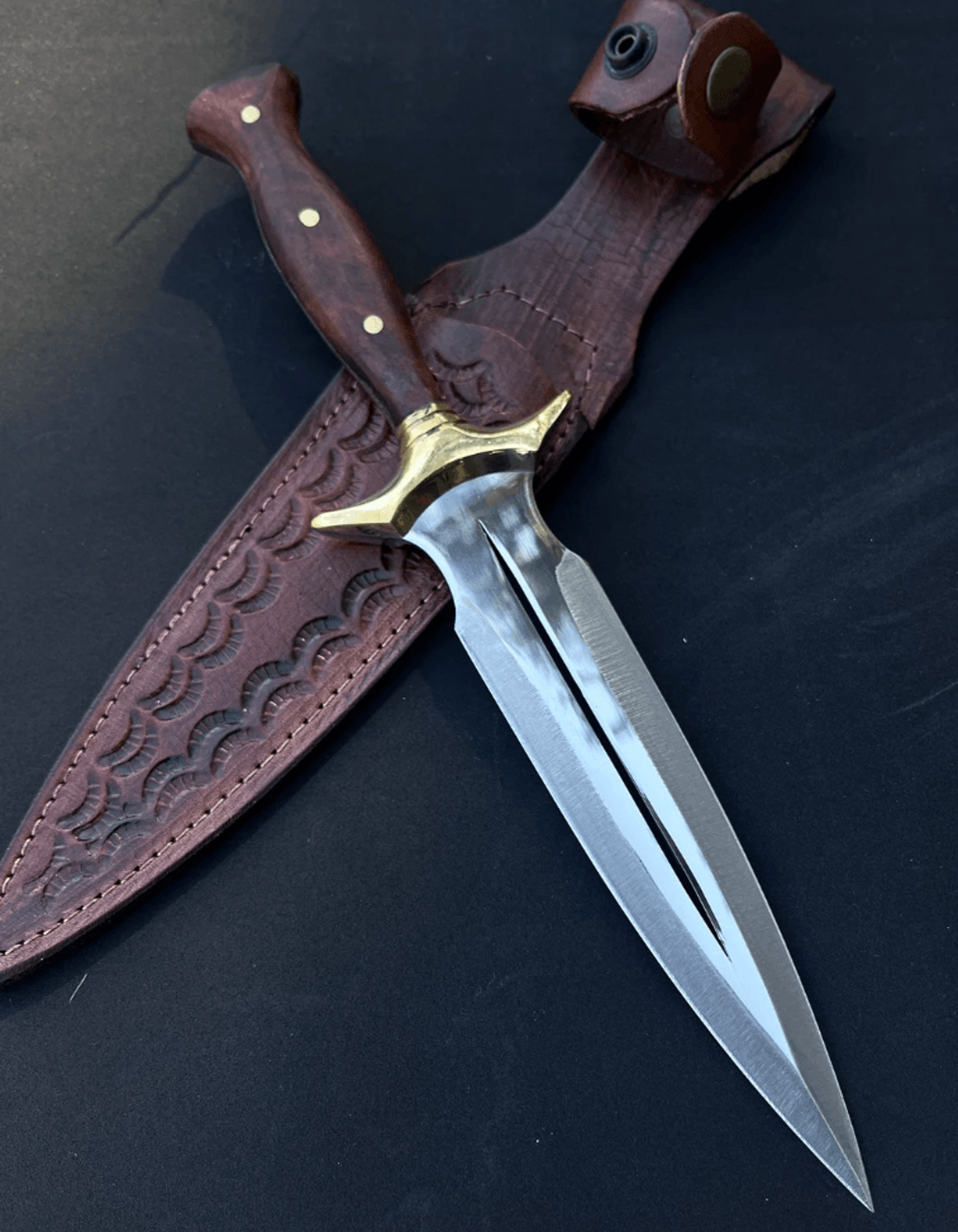 Buy now premium dagger knife