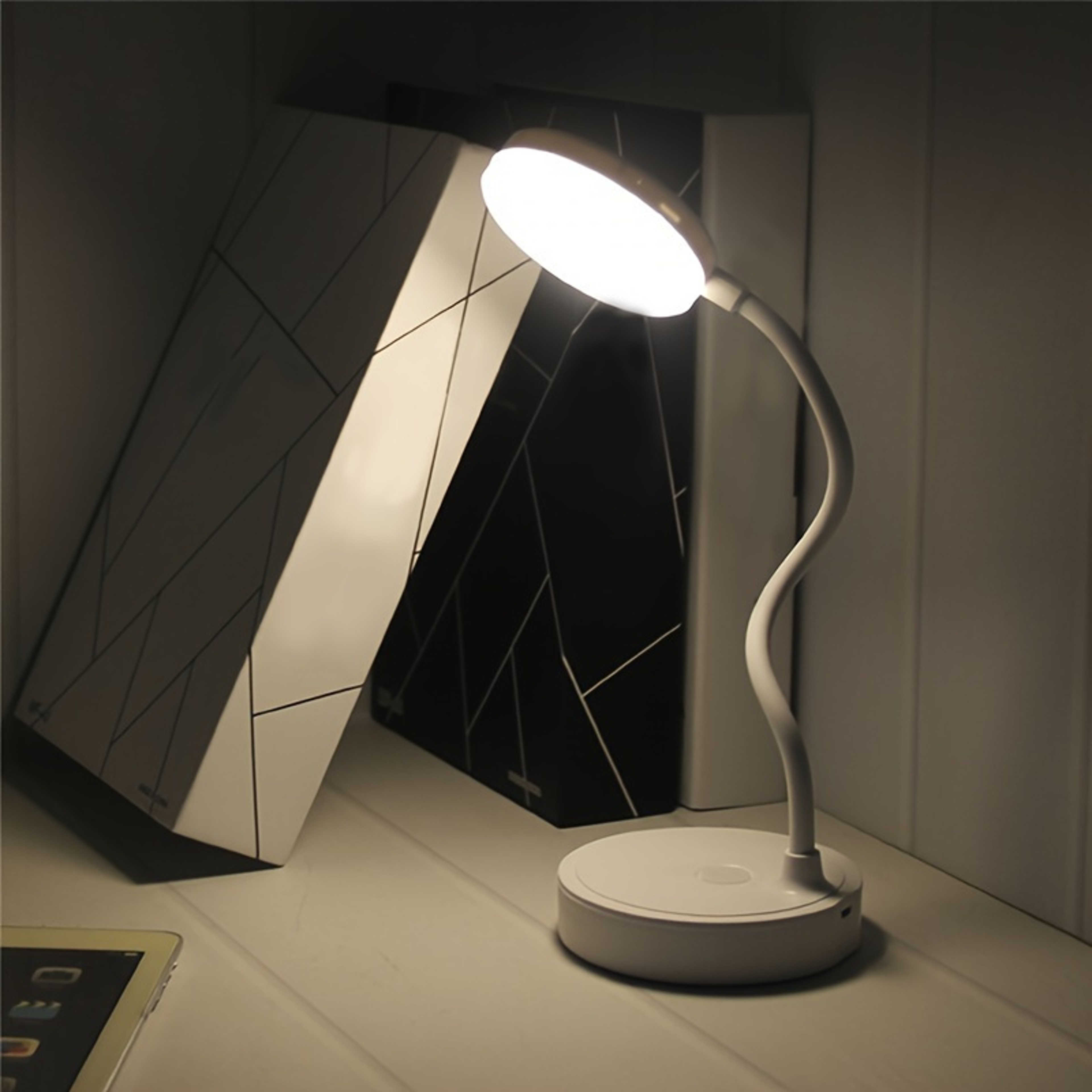 USB Rechargeable LED Table Lamp, Dimmable Wireless Touch Desk Lamp, Night Light for Office, Study, Room – view 6