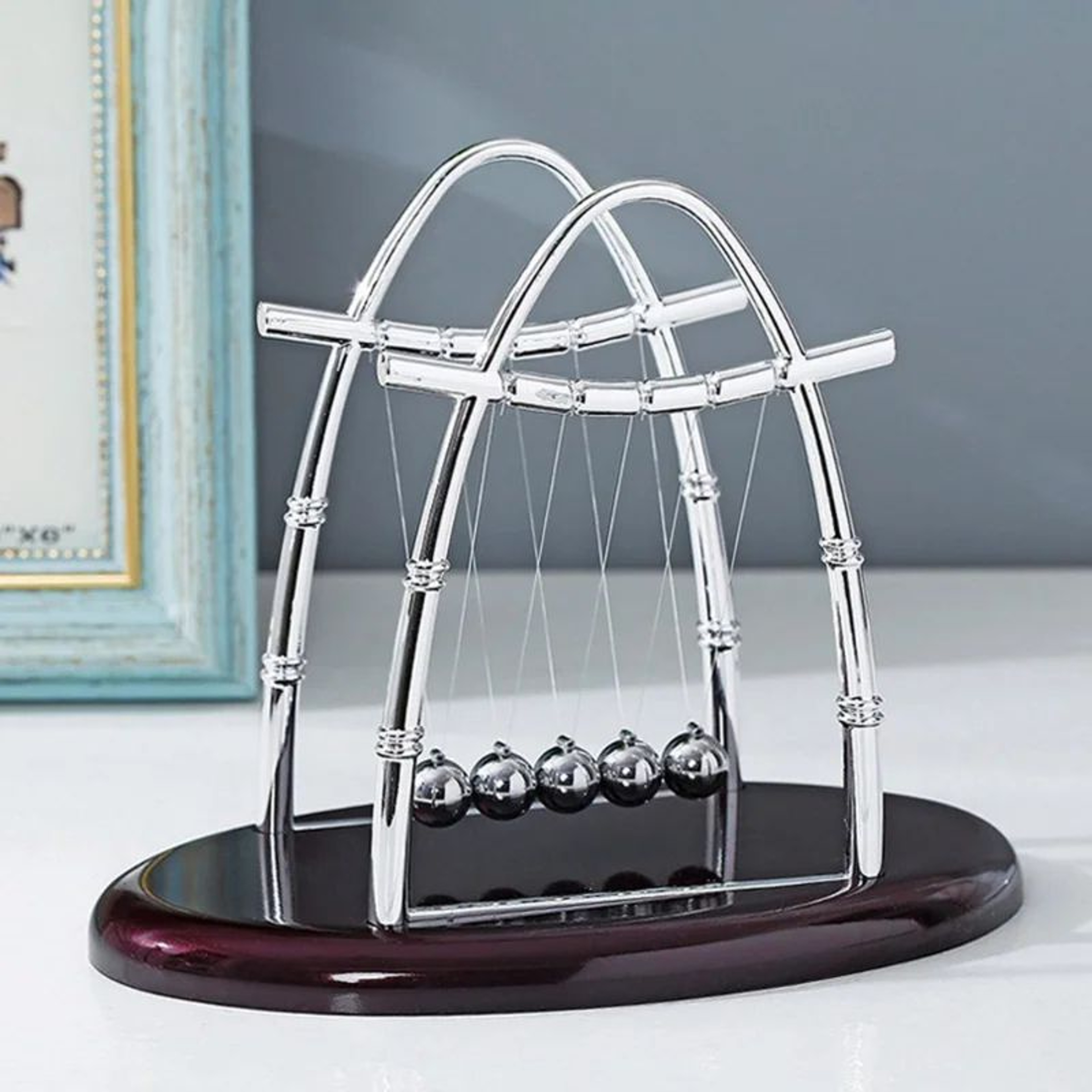 Newtons Cradle Creative Physics Science Craft Educational Steel Balance Ball Toy Funny Desktop Orna 2