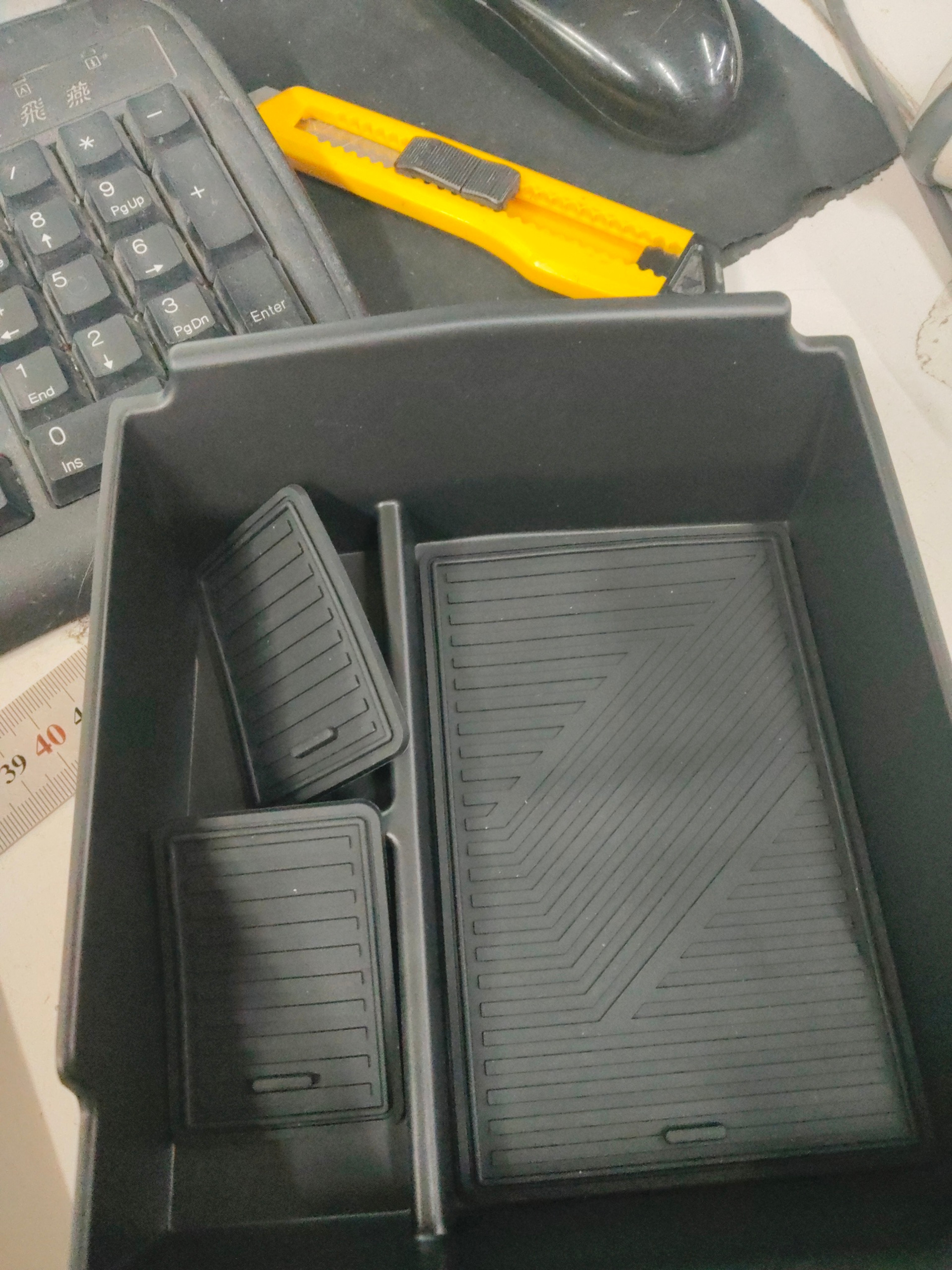 Center Console Organizer Storage Box Tray For Geely Geome High Capacity Car Interior Organizer 7