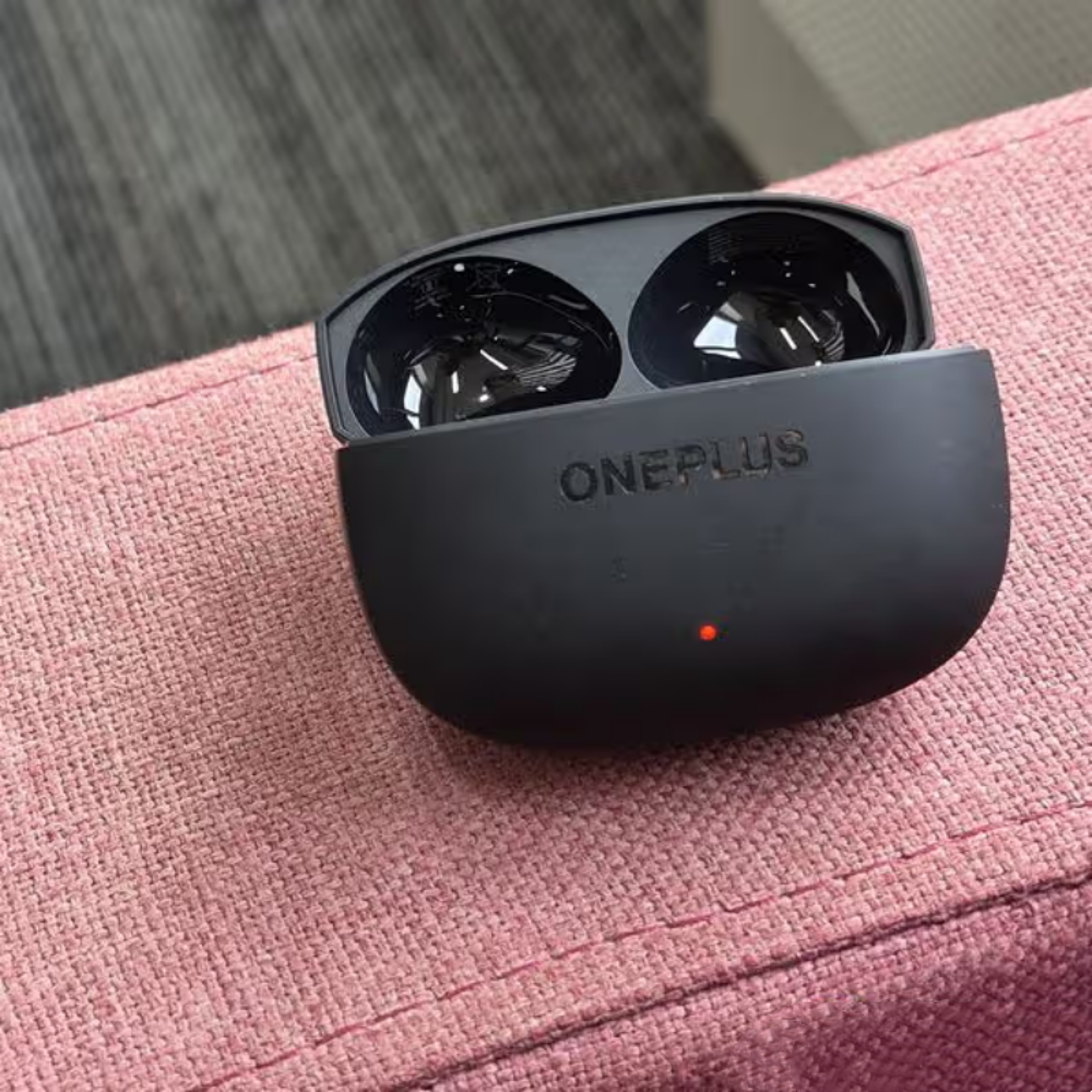 Pro Wireless Earbuds With Active Noise Cancelling And Bluetooth 2