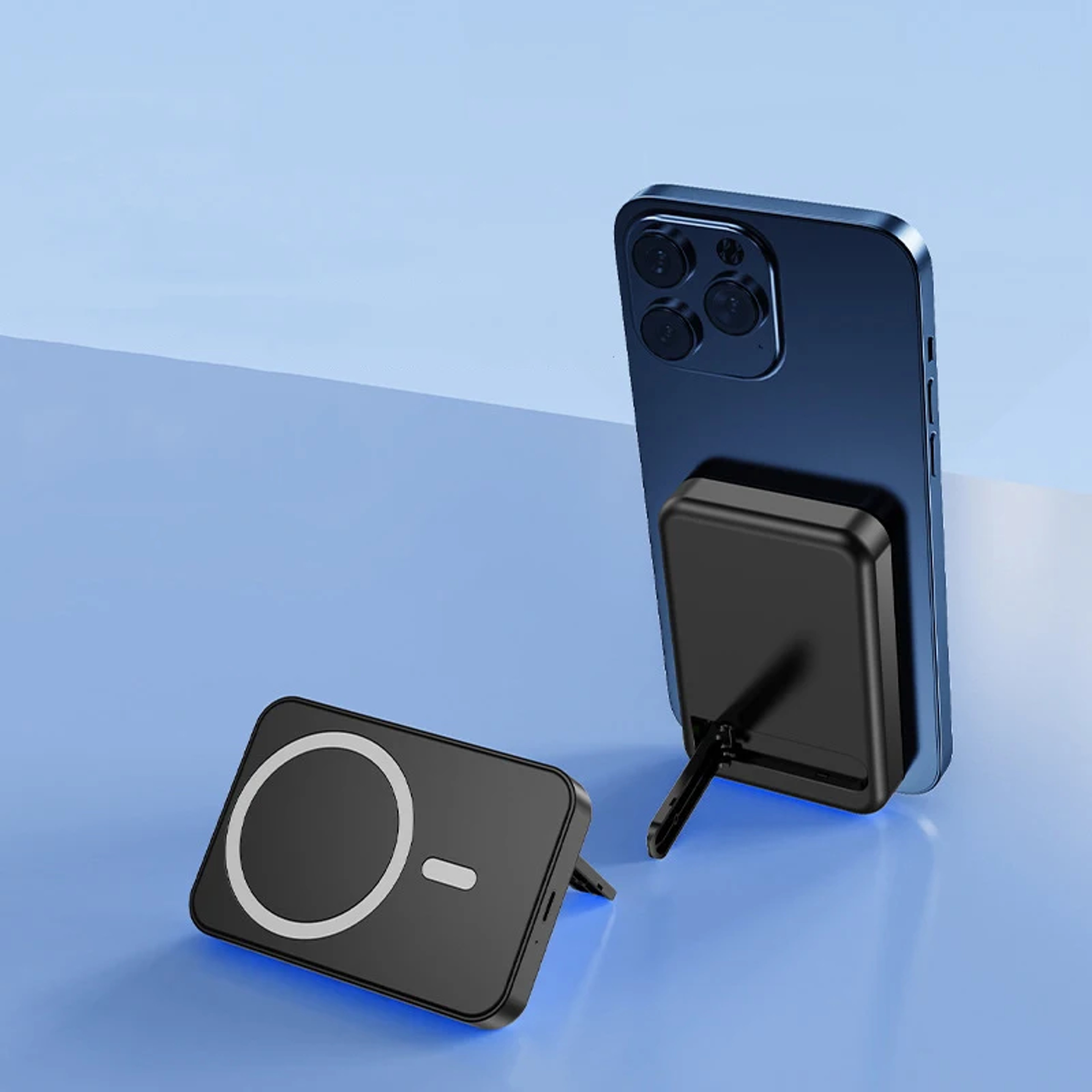 Power Bank Magnetic Wireless Fast Charger With Foldable Stand 2