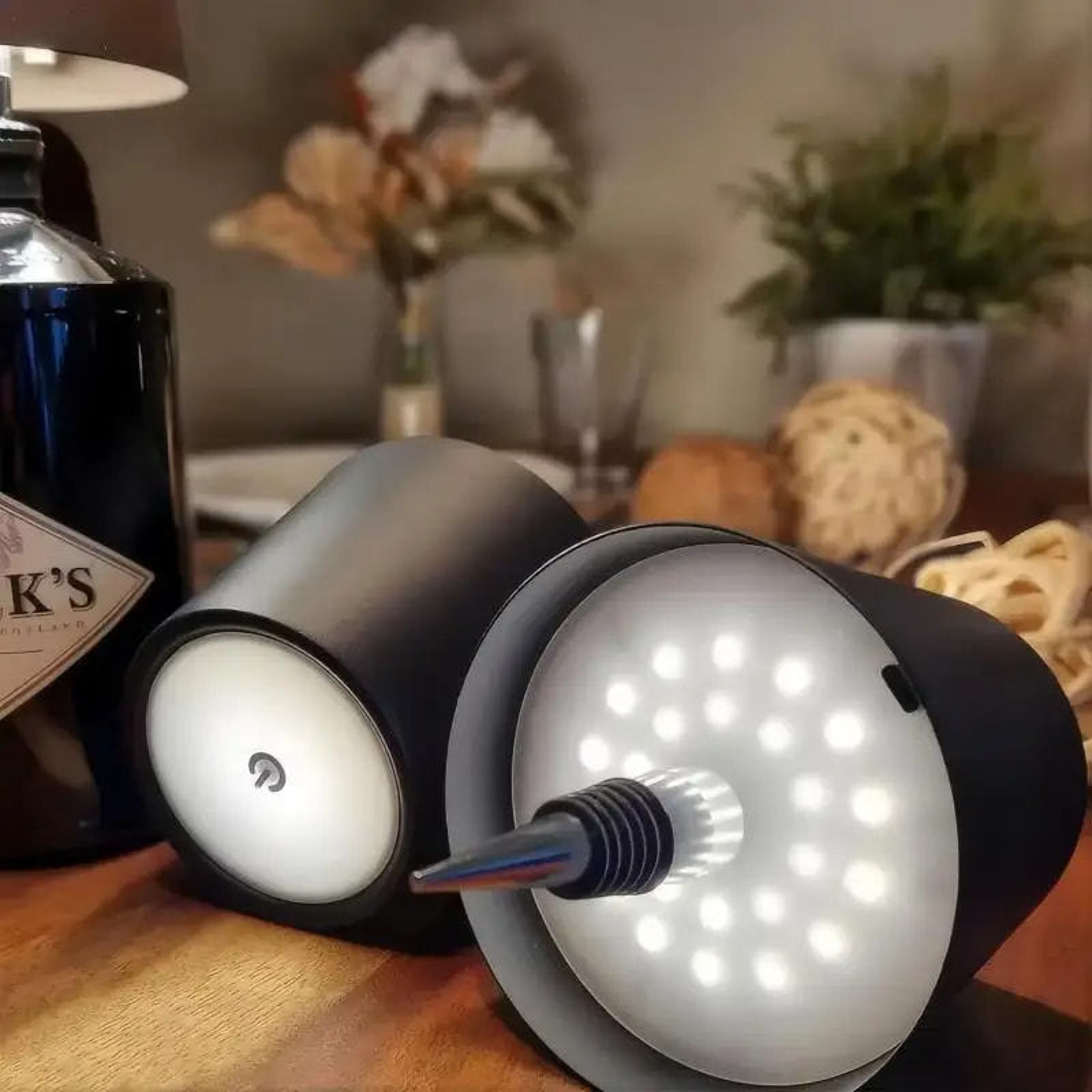 Wireless Table Lamp For Wine Bottles Rechargeable LED Lamp With Touch Control  Color Dimmable Light 3