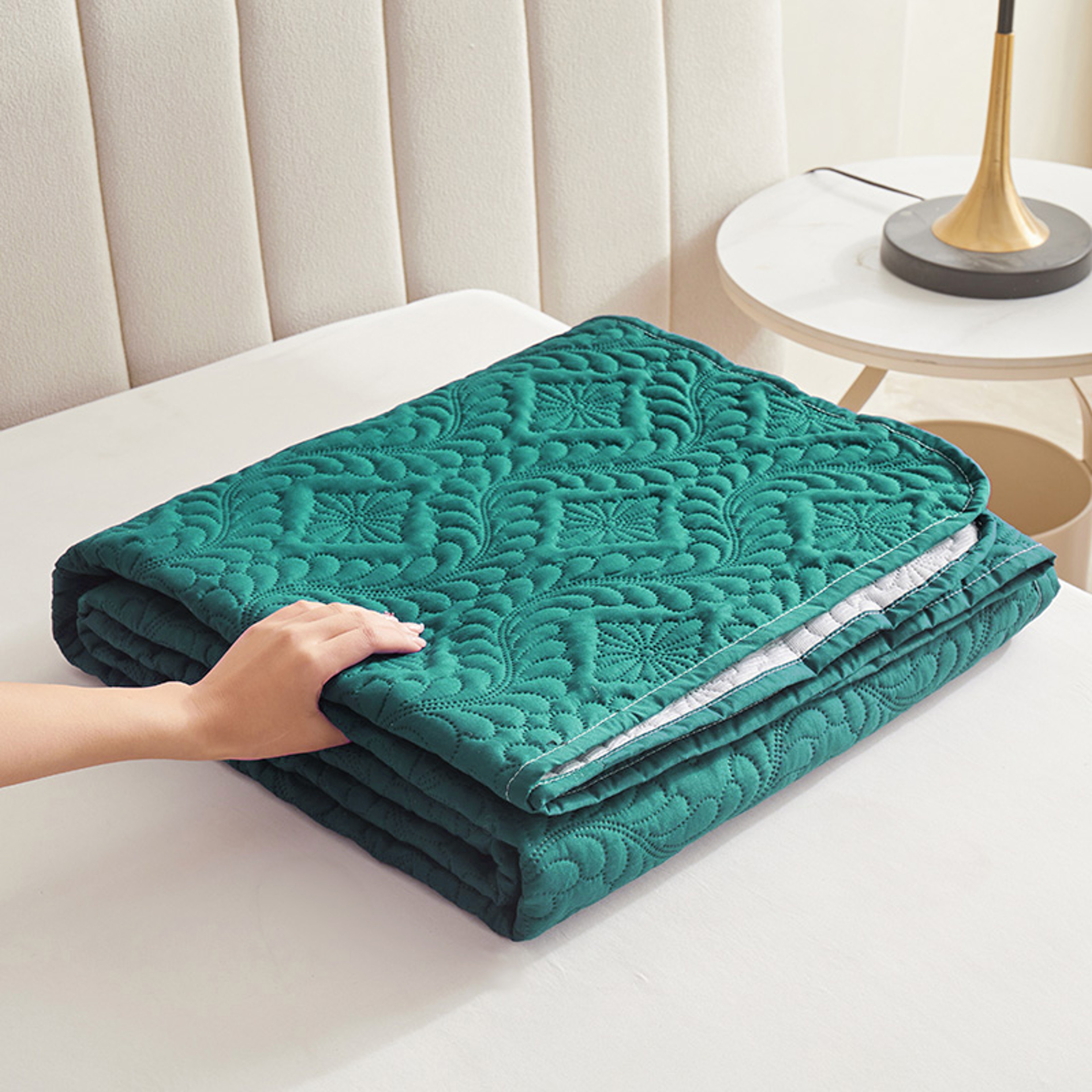 Waterproof Dog Bed Cover Non Slip Pet Furniture Protector Blanket For Beds  Couches 1