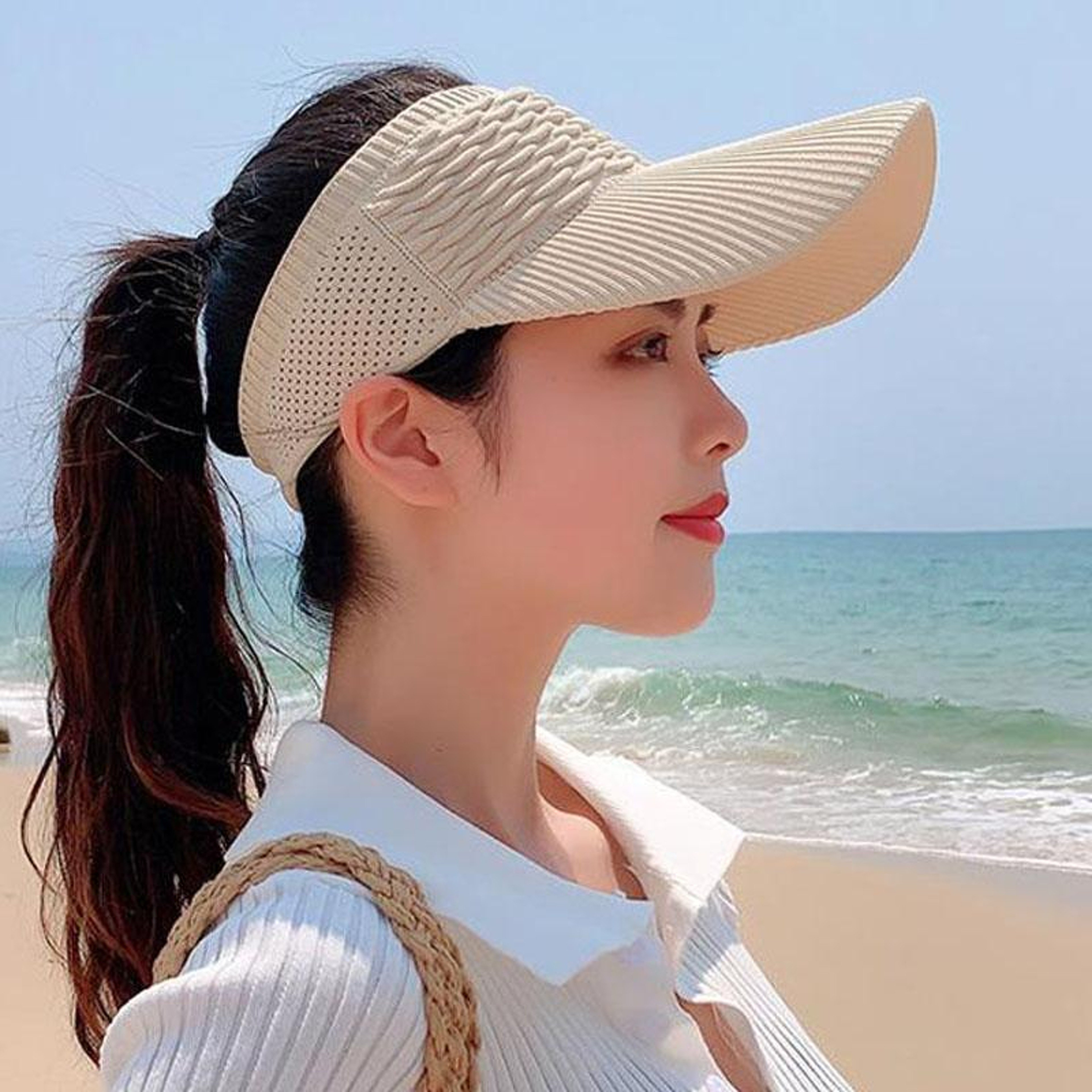 Womens Outdoor Baseball Cap with Sun Shielding Brim and Lightweight Polyester – view 70