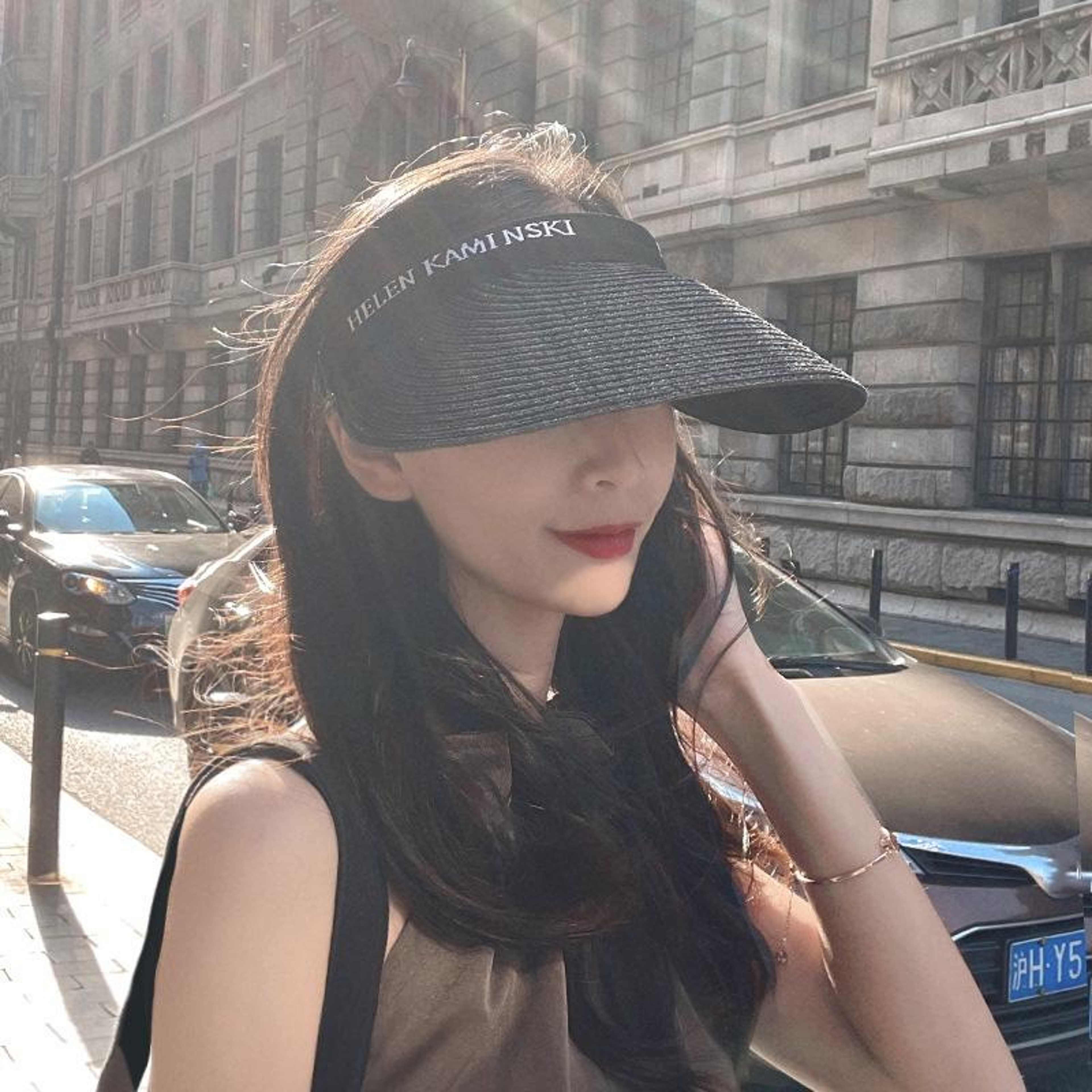 Womens Straw Visor Hat with Wide Brim and Adjustable Fit – view 6