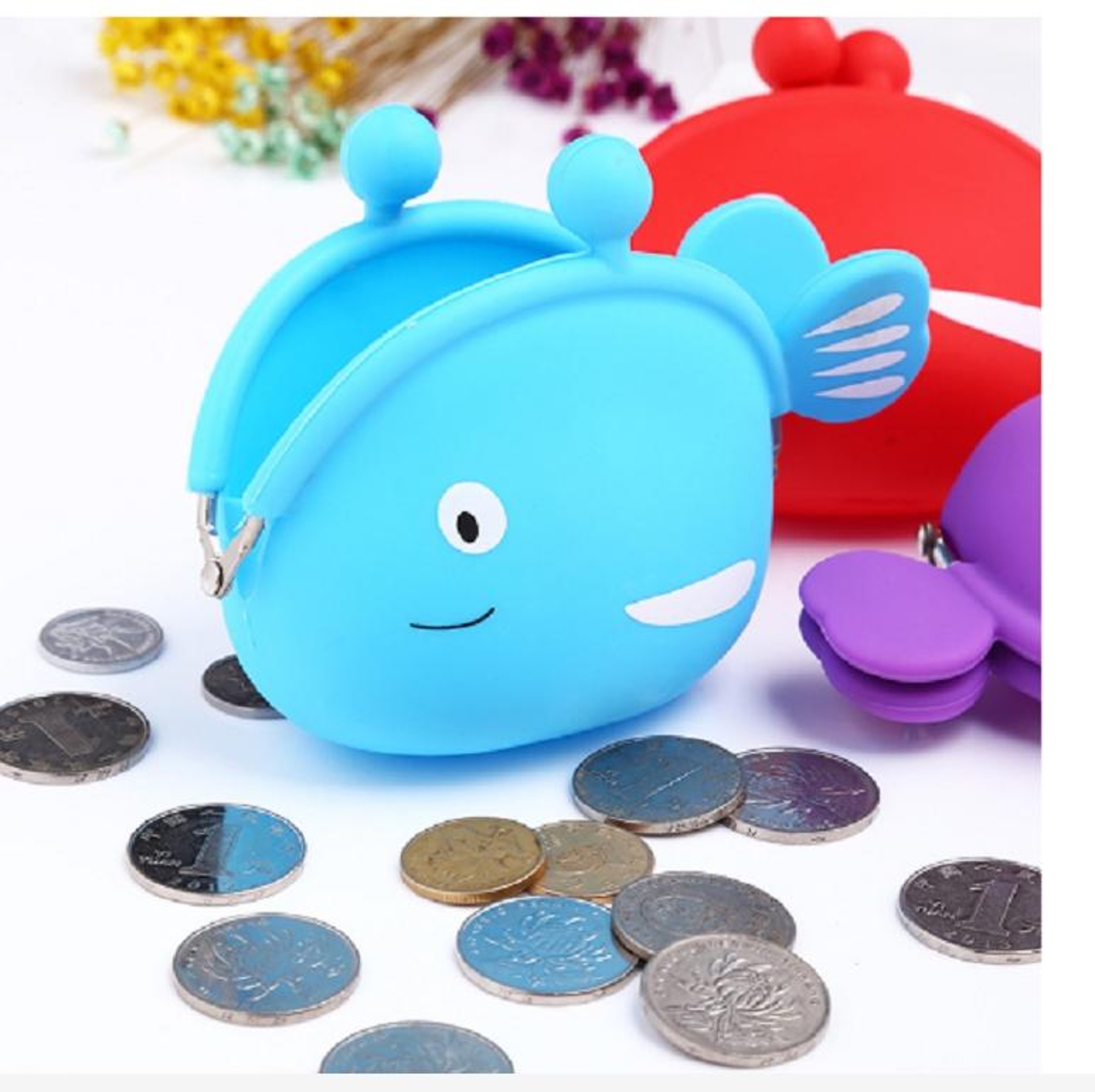 Cute Cartoon Fish Silicone Coin Purse with Hasp Closure – view 8