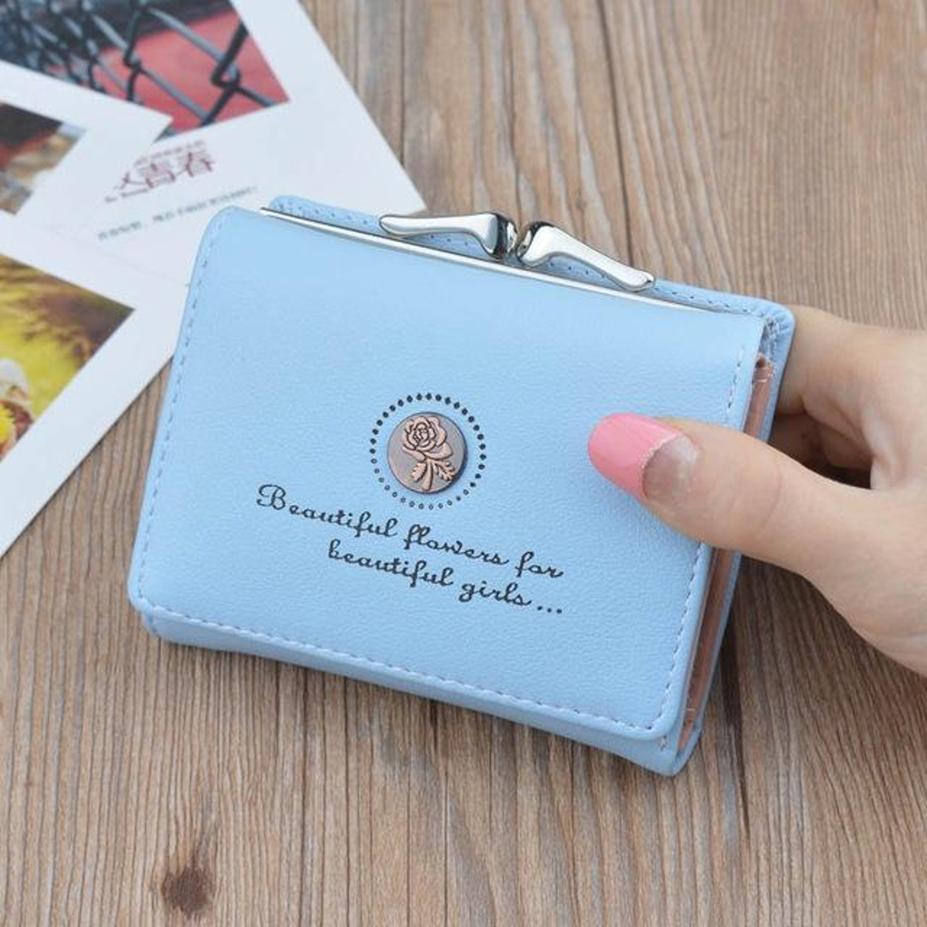 Womens Mini Vintage Floral Trifold Wallet with Coin Purse and Card Slots – view 8