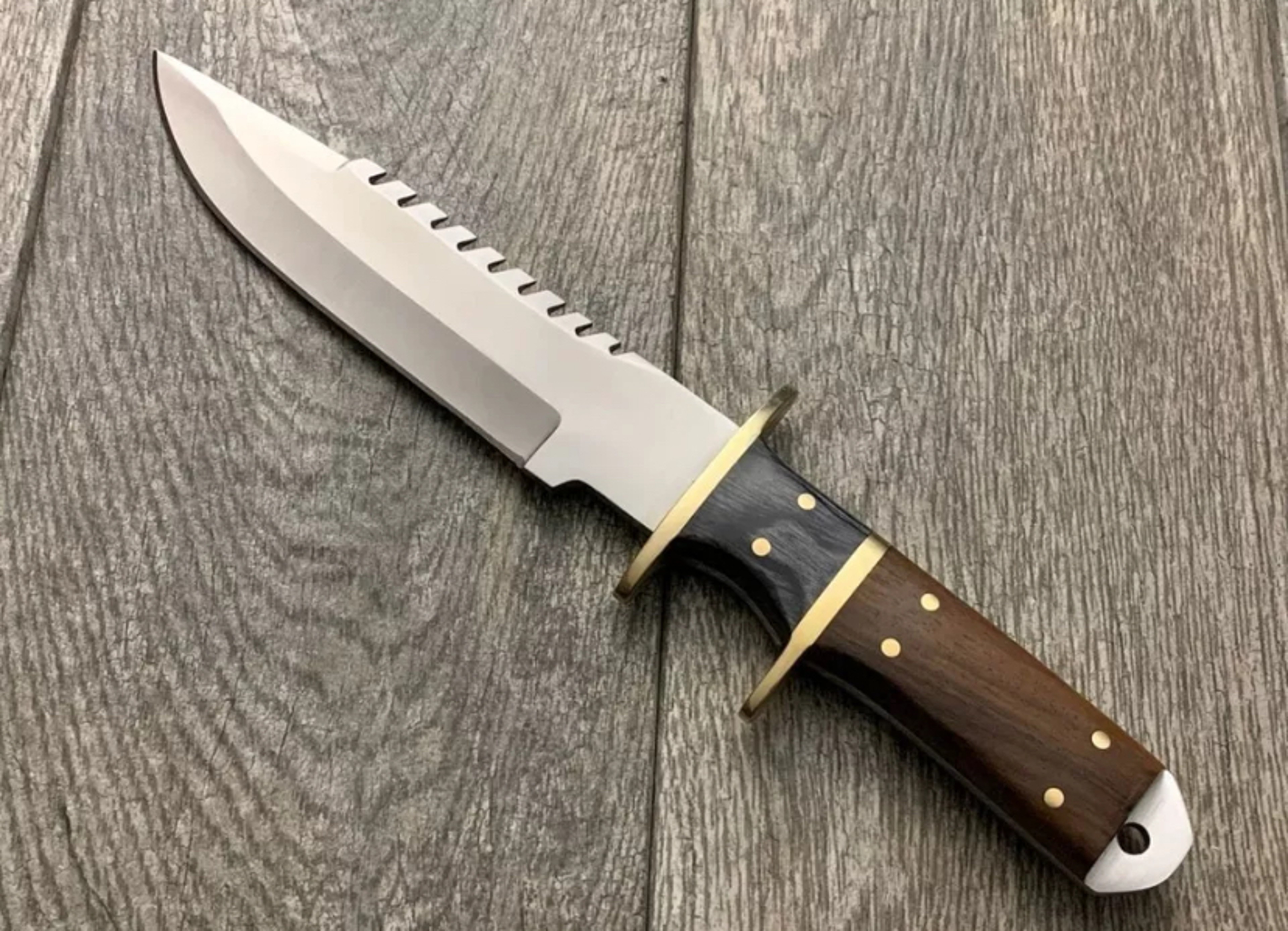 BEAUTIFUL HANDMADE HIGH CARBON STEEL DOUBLE HILTED HUNTING BOWIE KNIFE WITH SHEATH – view 2