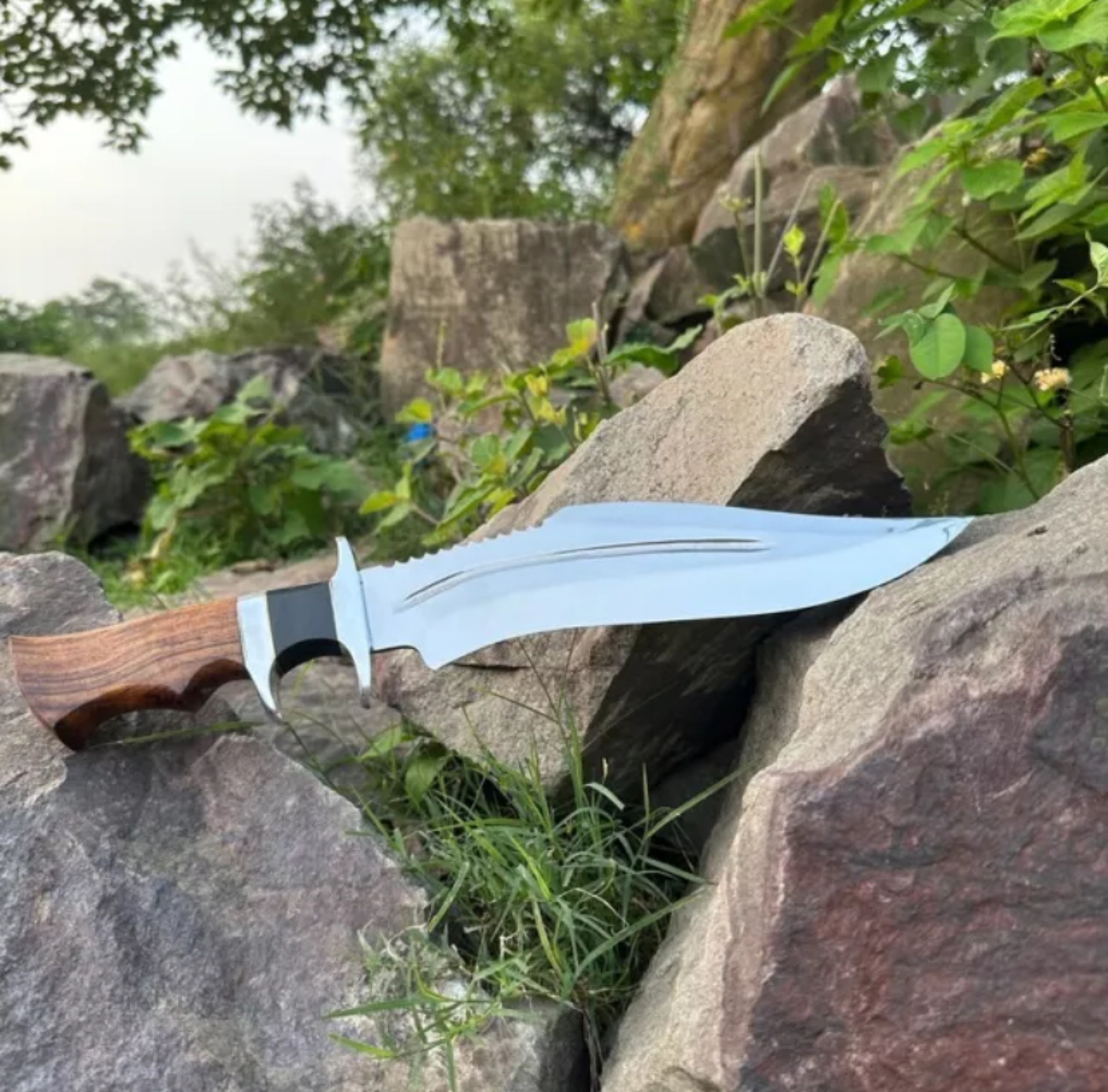 Handmade D2 Steel Survival Bowie Knife, Hunting Knife, Predator Knife, Camping knife, with leather sheath – view 2