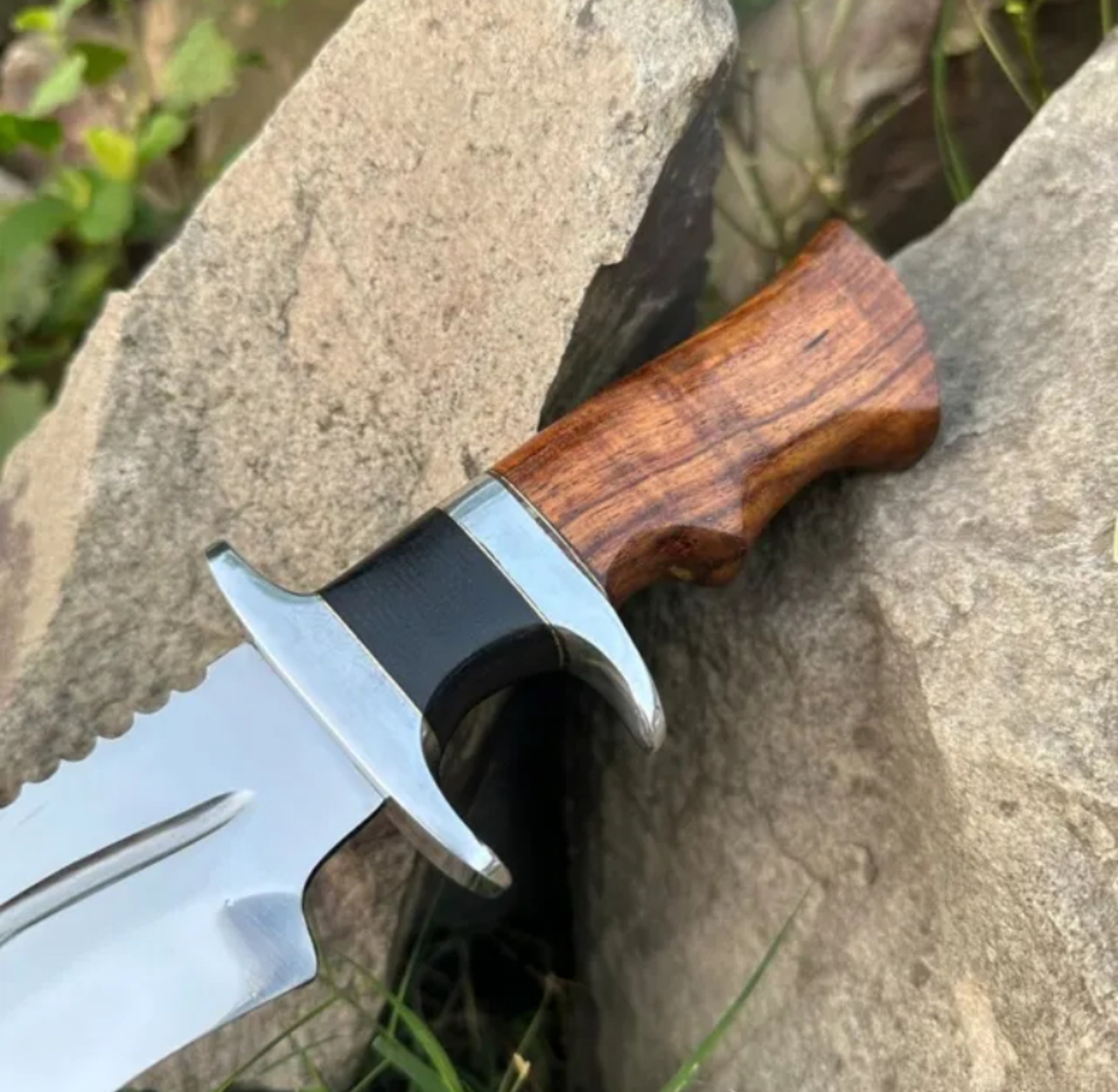 Handmade D2 Steel Survival Bowie Knife, Hunting Knife, Predator Knife, Camping knife, with leather sheath – view 4