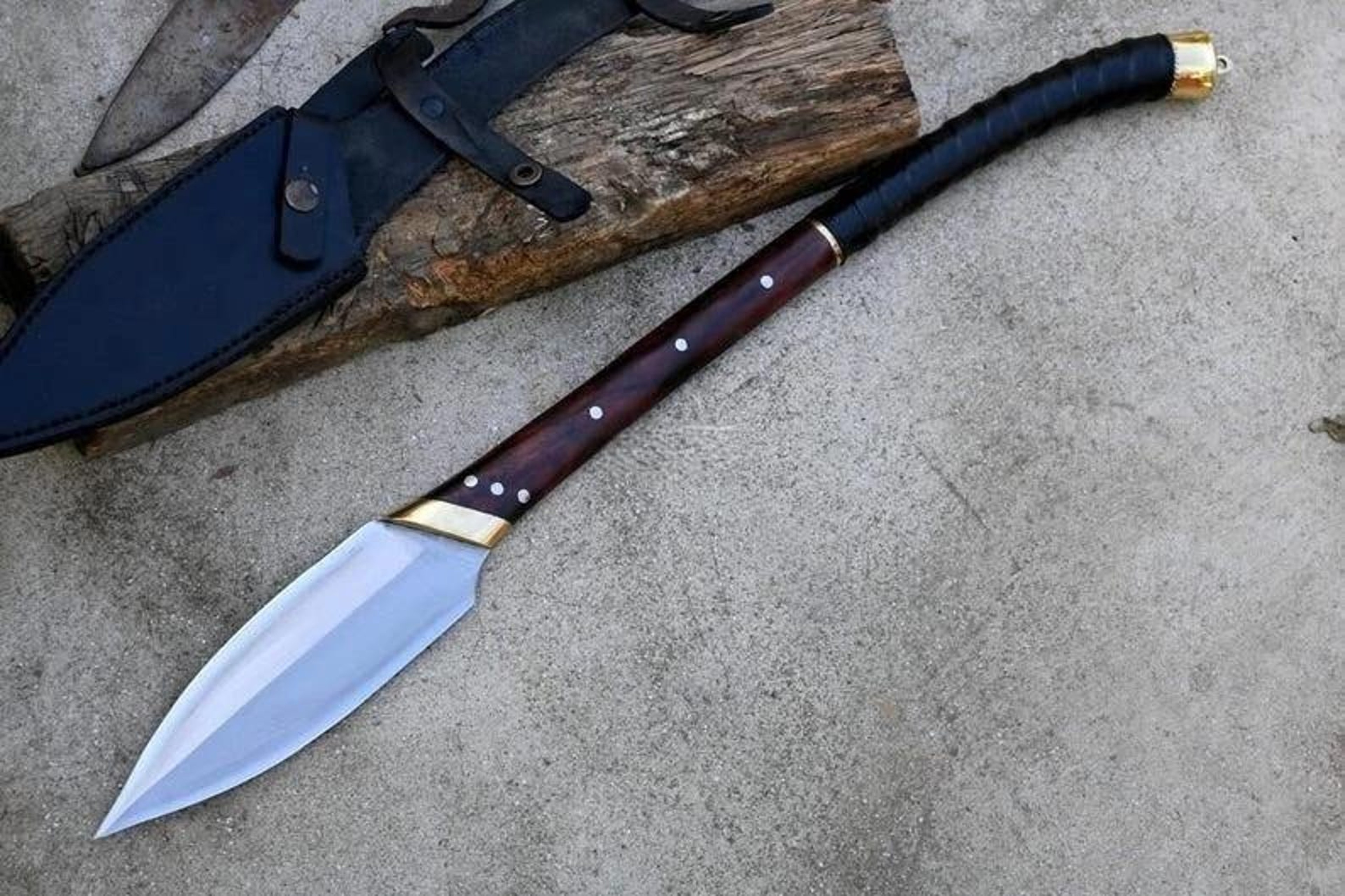 Handcrafted High Carbon Steel Hunting Spear With Rosewood Shaft LeatherWrapped Grip  Sheath For Col 4