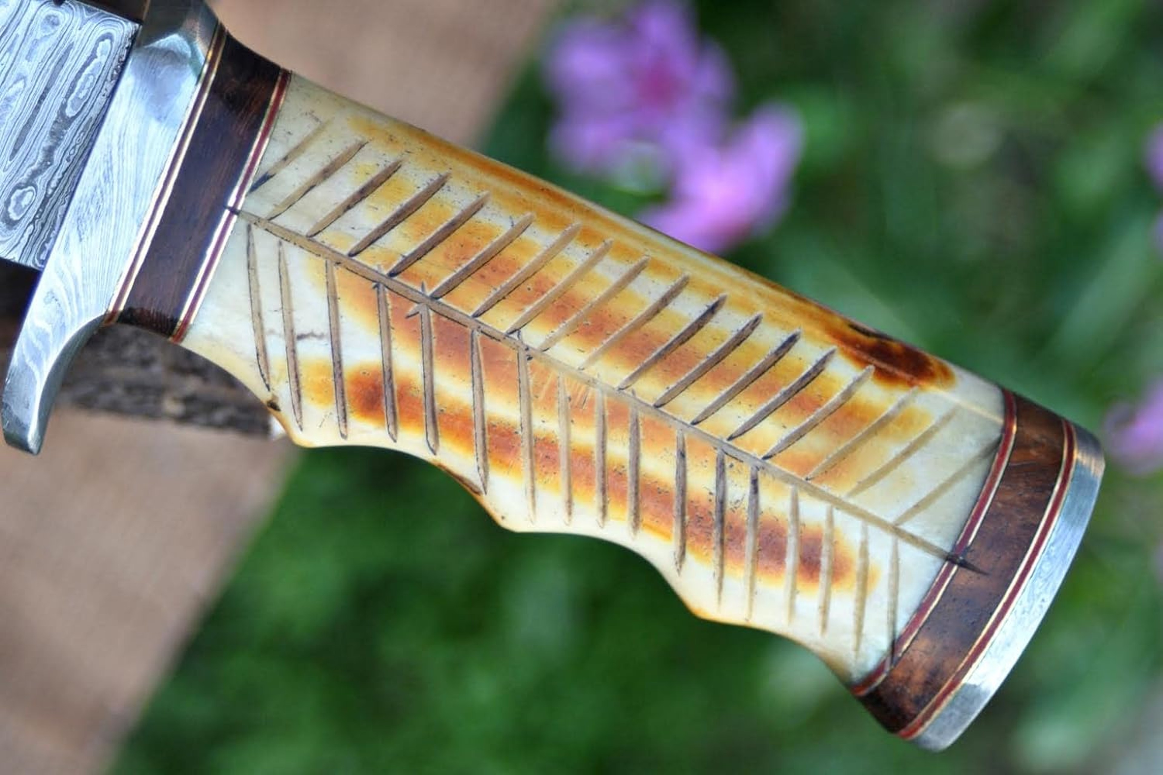 Handmade Damascus Steel 13" Inches Damascus Steel Hunting Knife - Camel Bone & Rose wood Handle With Damascus – view 5