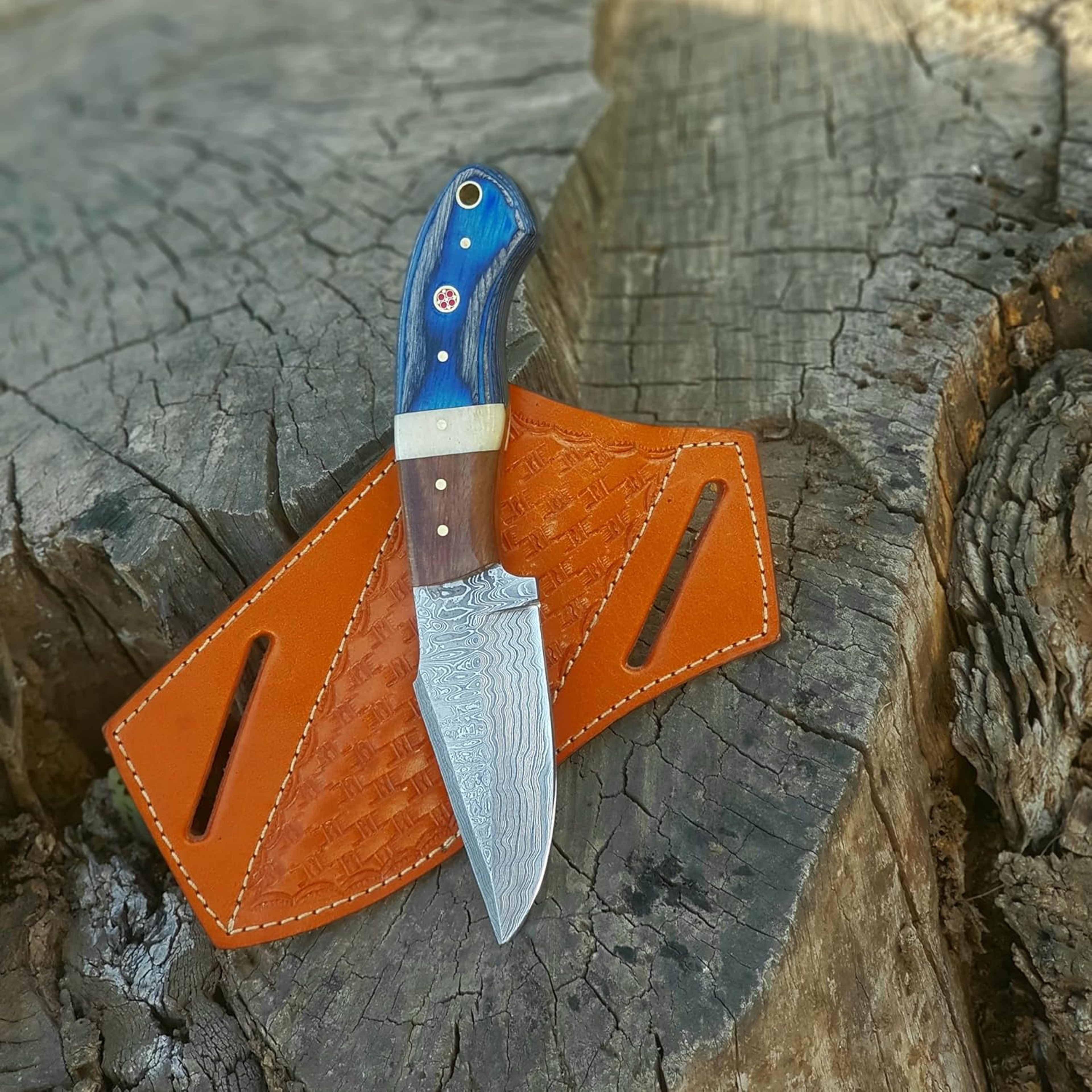 Handmade Damascus Steel Hunting knife Fixed Blade knife Bone & Rose Wood Handle Bull Cutter Knife EDC Outdoor – view 3