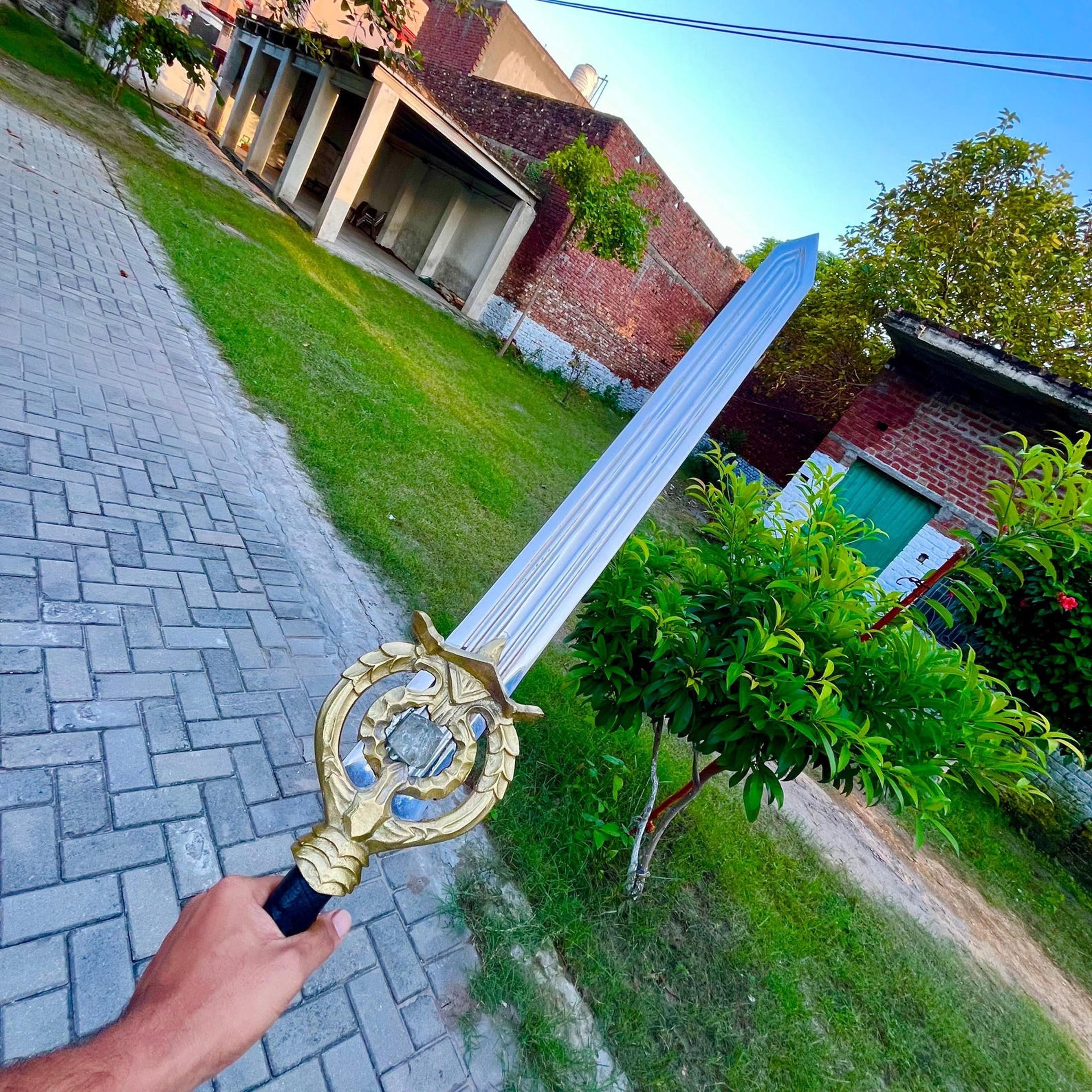 Handcrafted Skyrim Dawnbreaker Replica Sword  HighQuality Cosplay Prop And Fantasy Collectibl 6