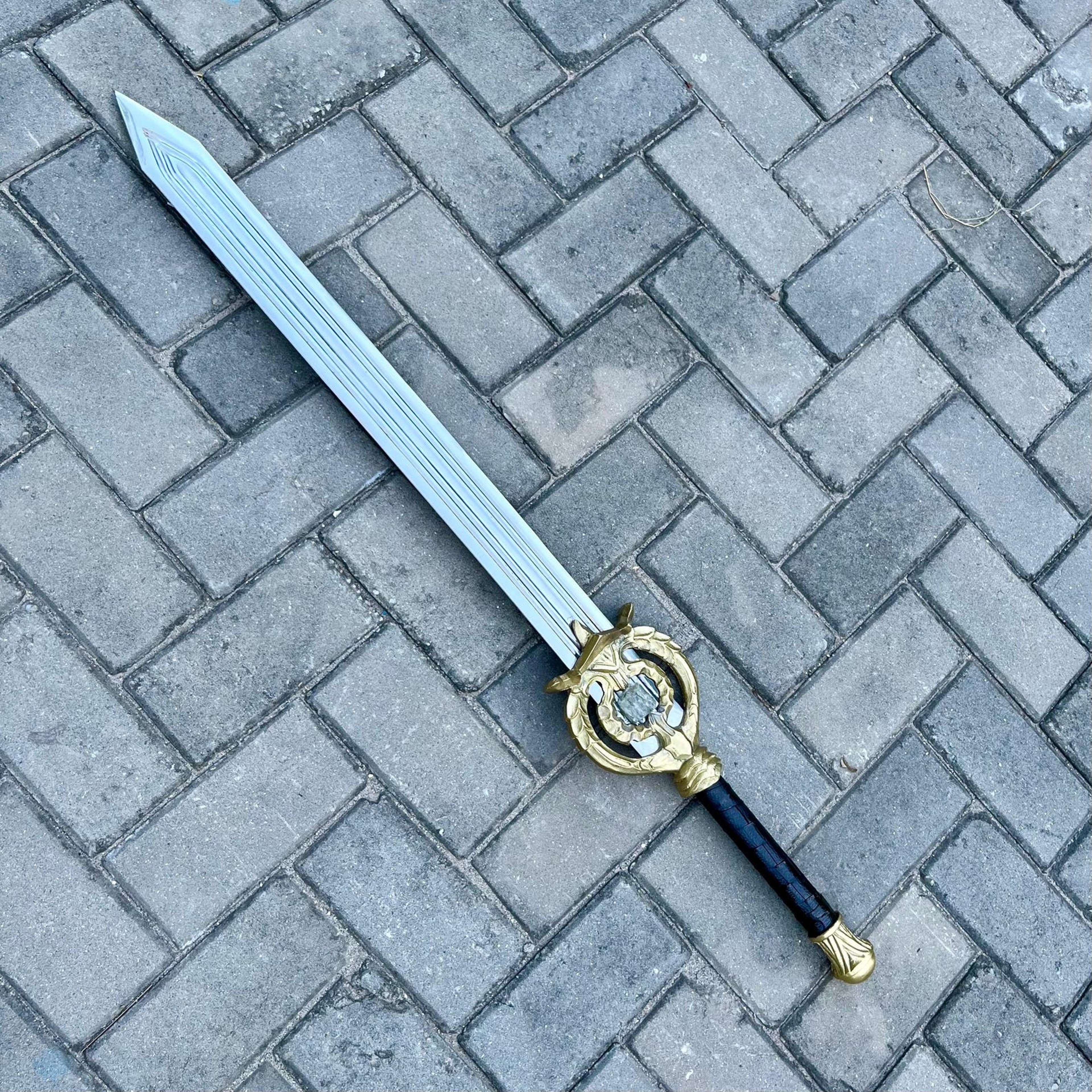 Handcrafted Skyrim Dawnbreaker Replica Sword  HighQuality Cosplay Prop And Fantasy Collectibl 8