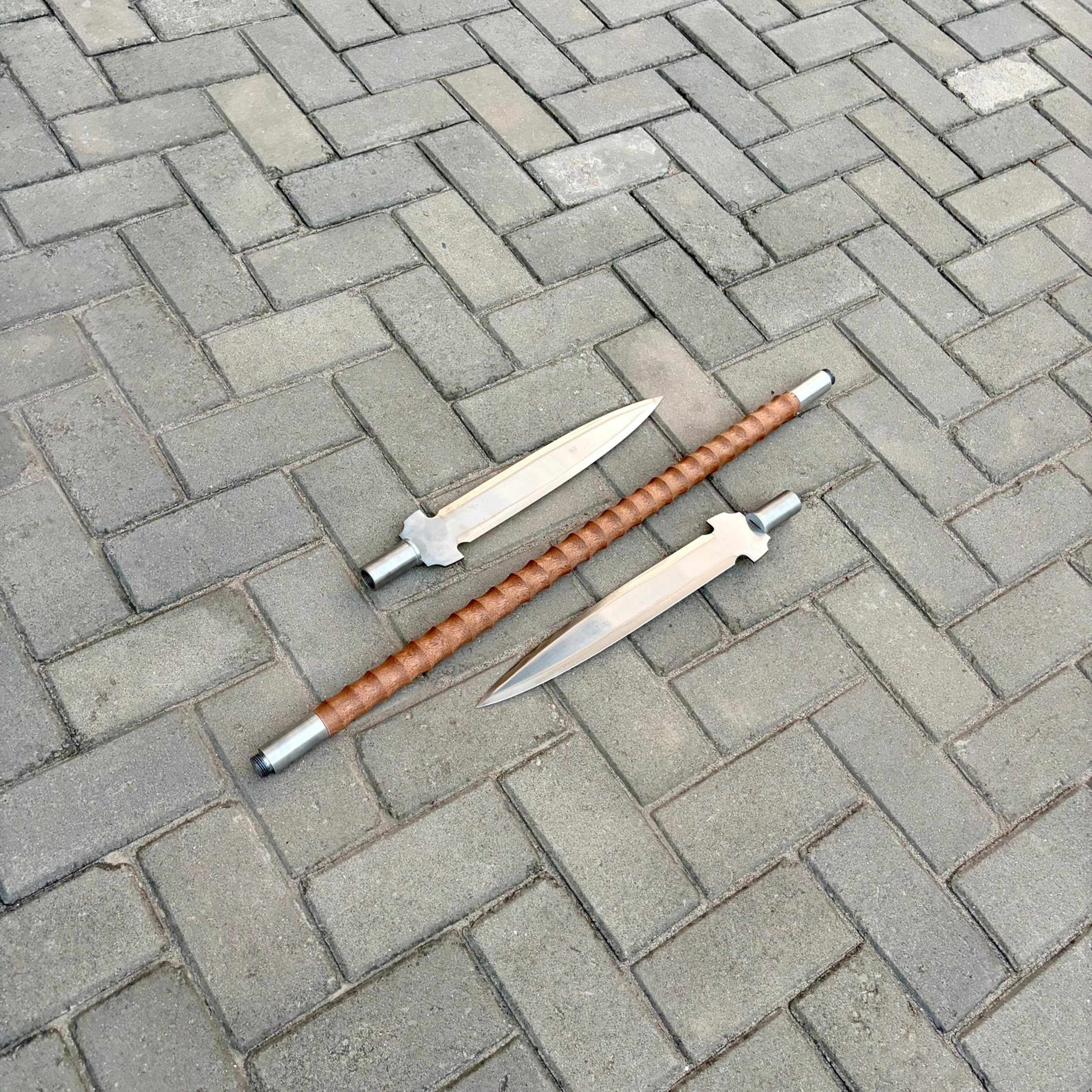 Authentic JapaneseStyle Naginata Double Blade Polearm Collectible For Cosplay And Fantasy Enth 3