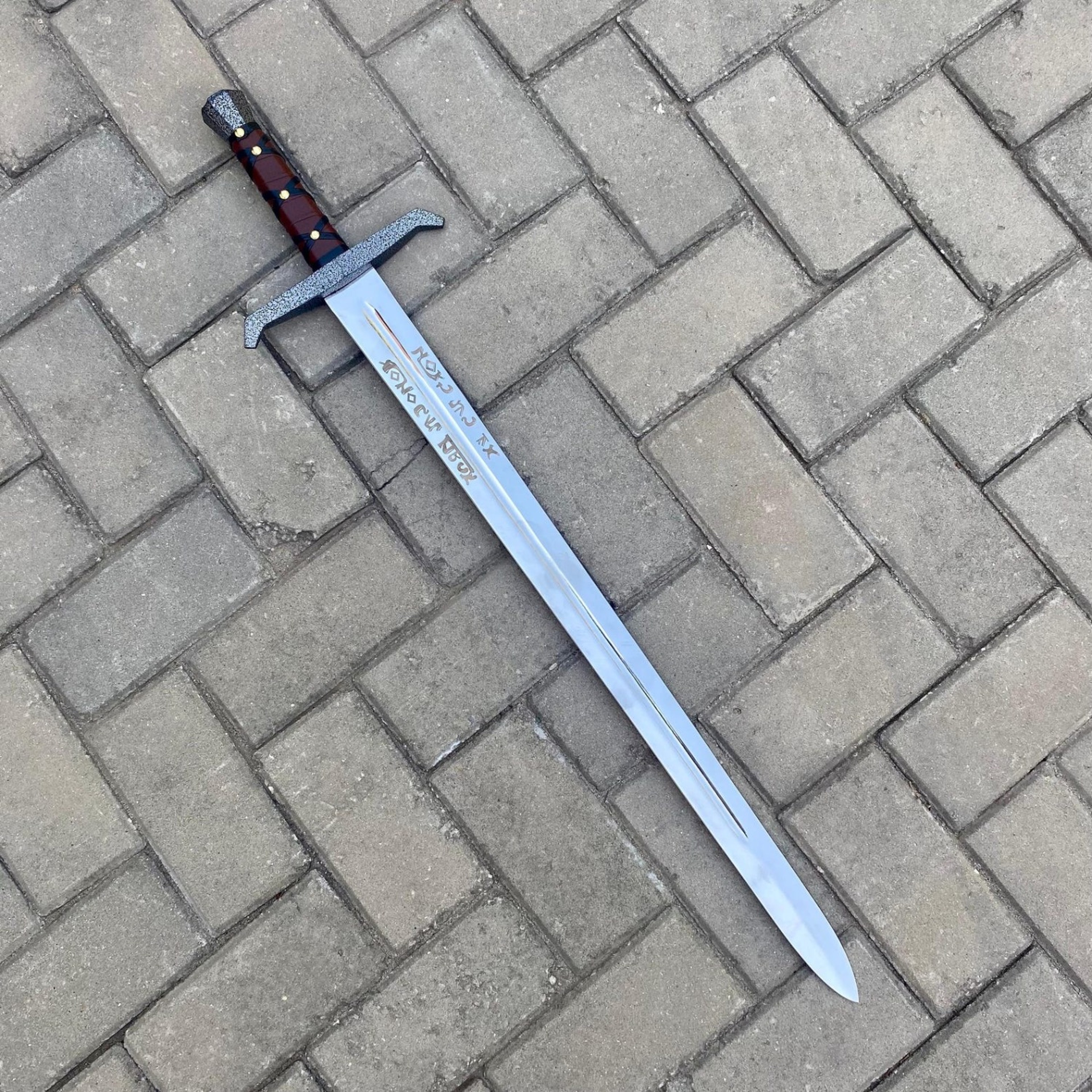 HandForged Excalibur Sword Replica Carbon Steel FullTang Longsword With Free Embossed Leather 9jpg