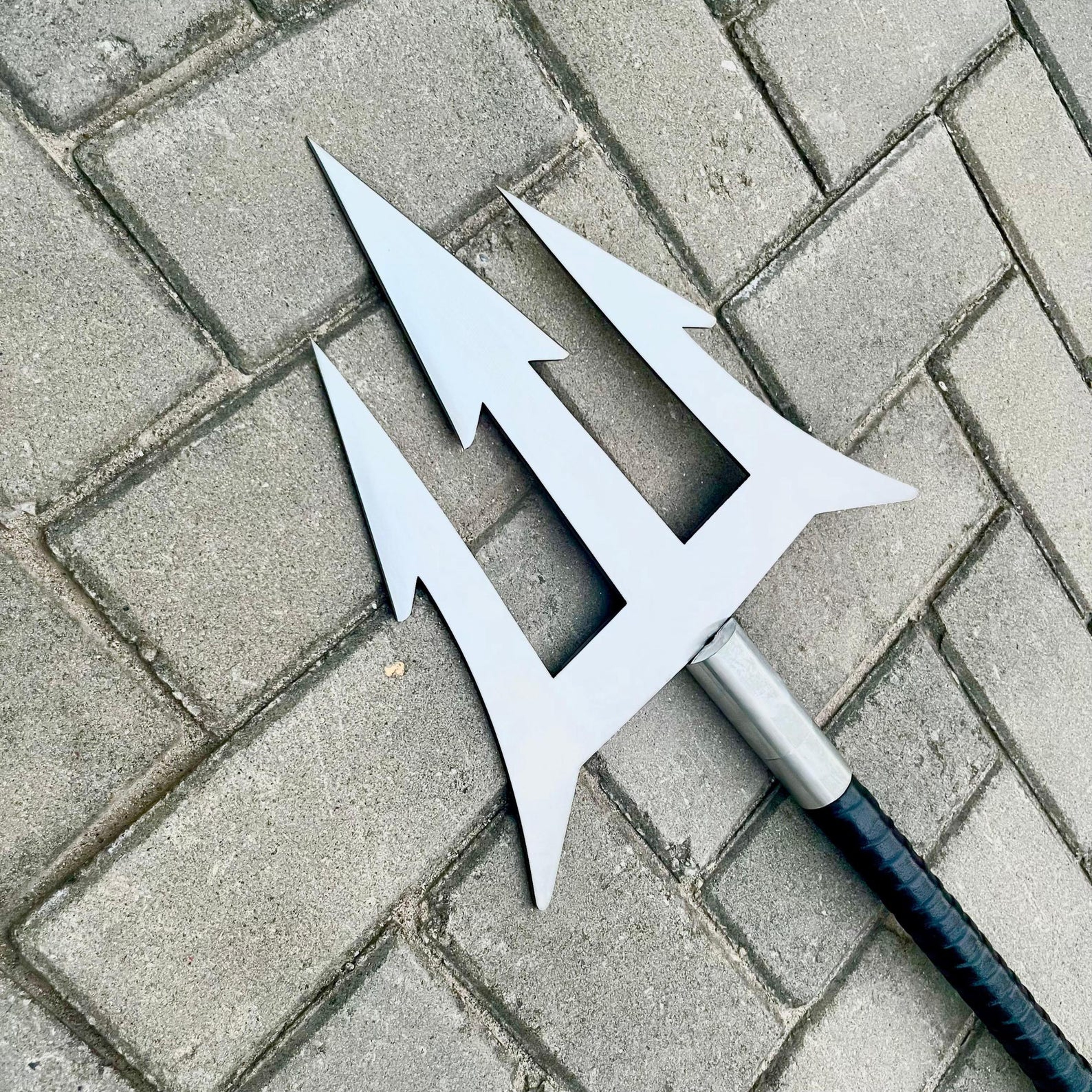 Handmade Aquaman Trident  Handforged Three Blade Trident  Poseidon Spear Movie Replica Colle 9