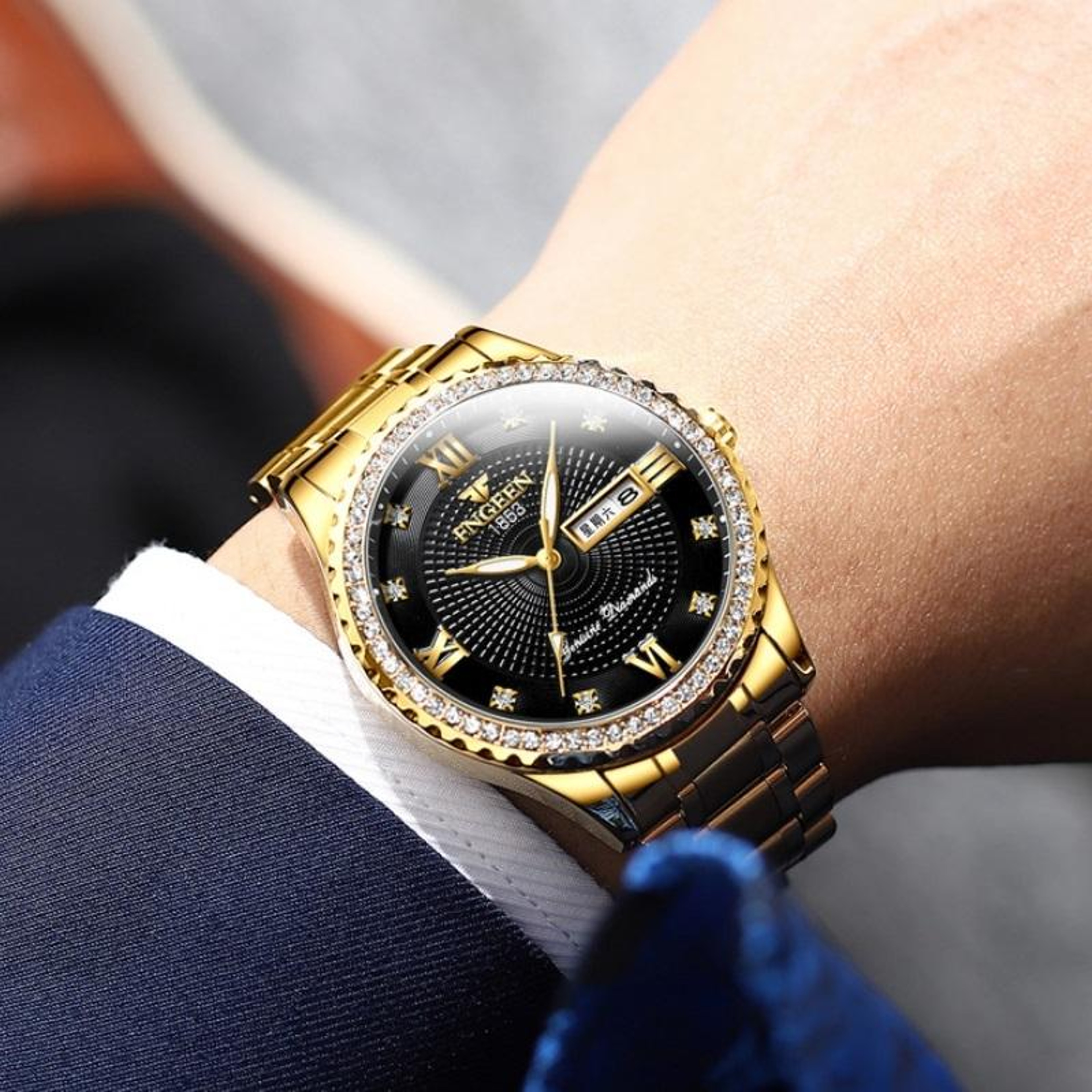 Mens Quartz Watch With Luminous Display Stainless Steel Band  Gold Black Dial 4