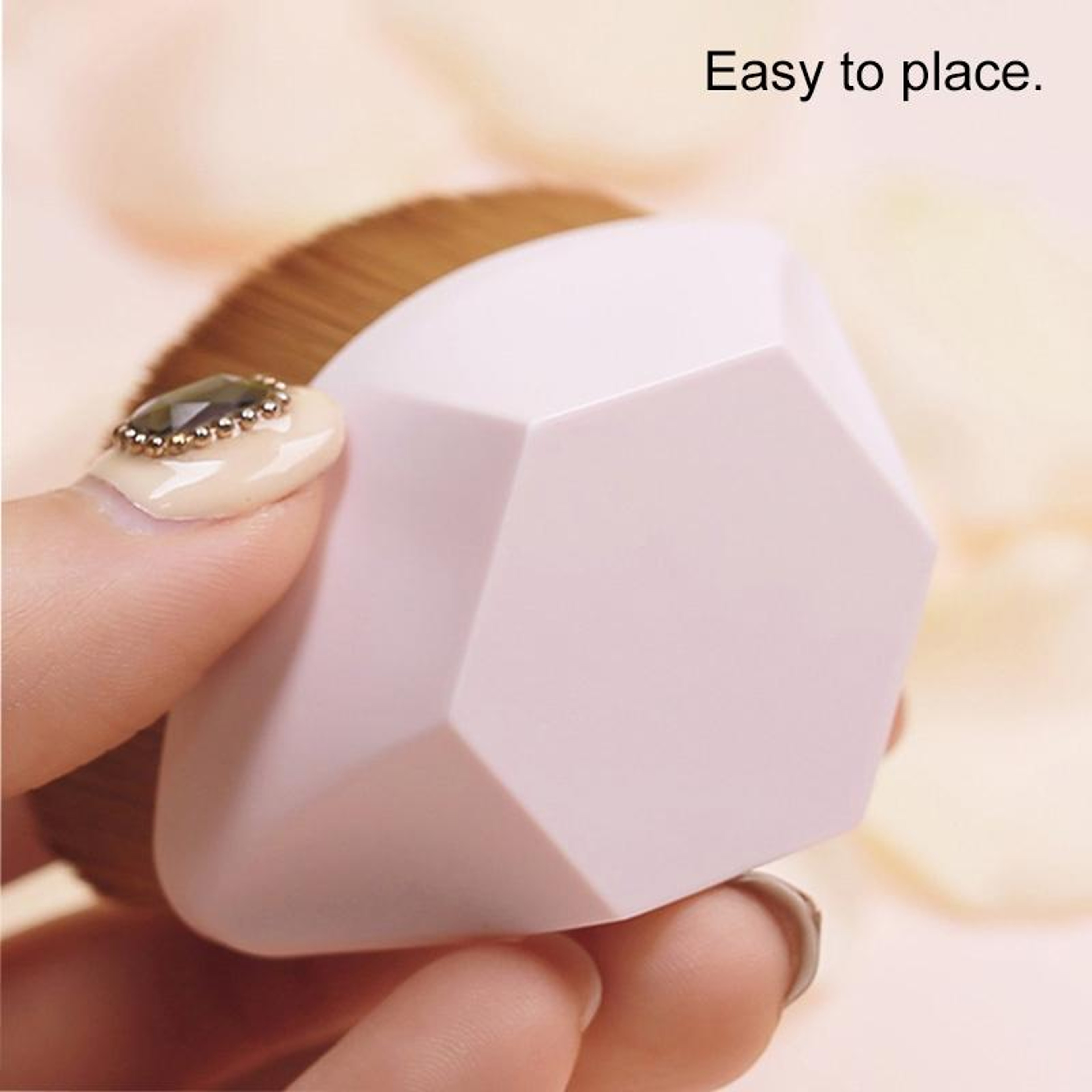 Petal Foundation Brush Flat Top Makeup Brush For BB Cream Liquid Foundation And Powder 3