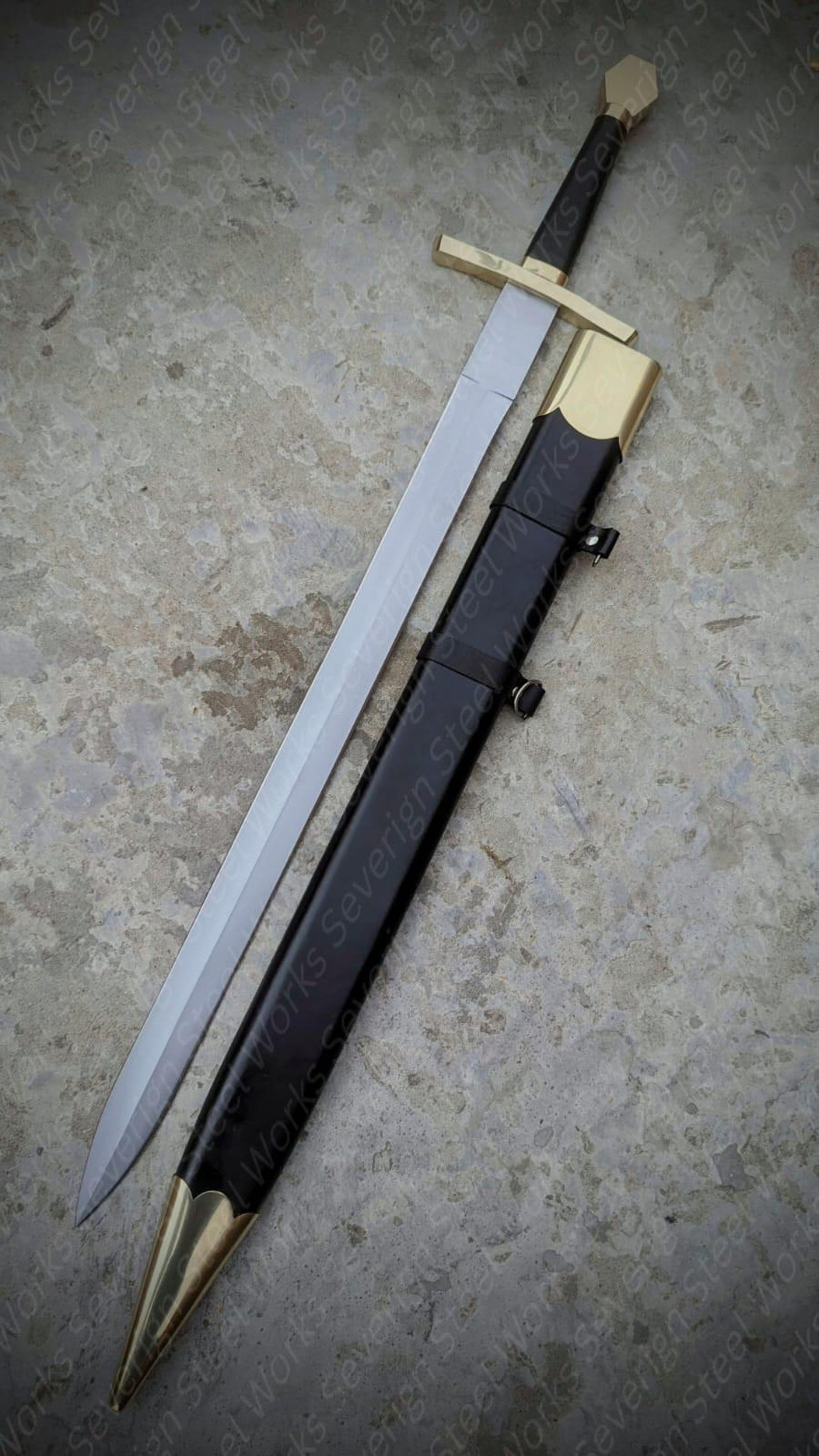 35 High Carbon Steel Hanwei Agincourt Medieval Collectible Historic Replica With Brass Accents 8