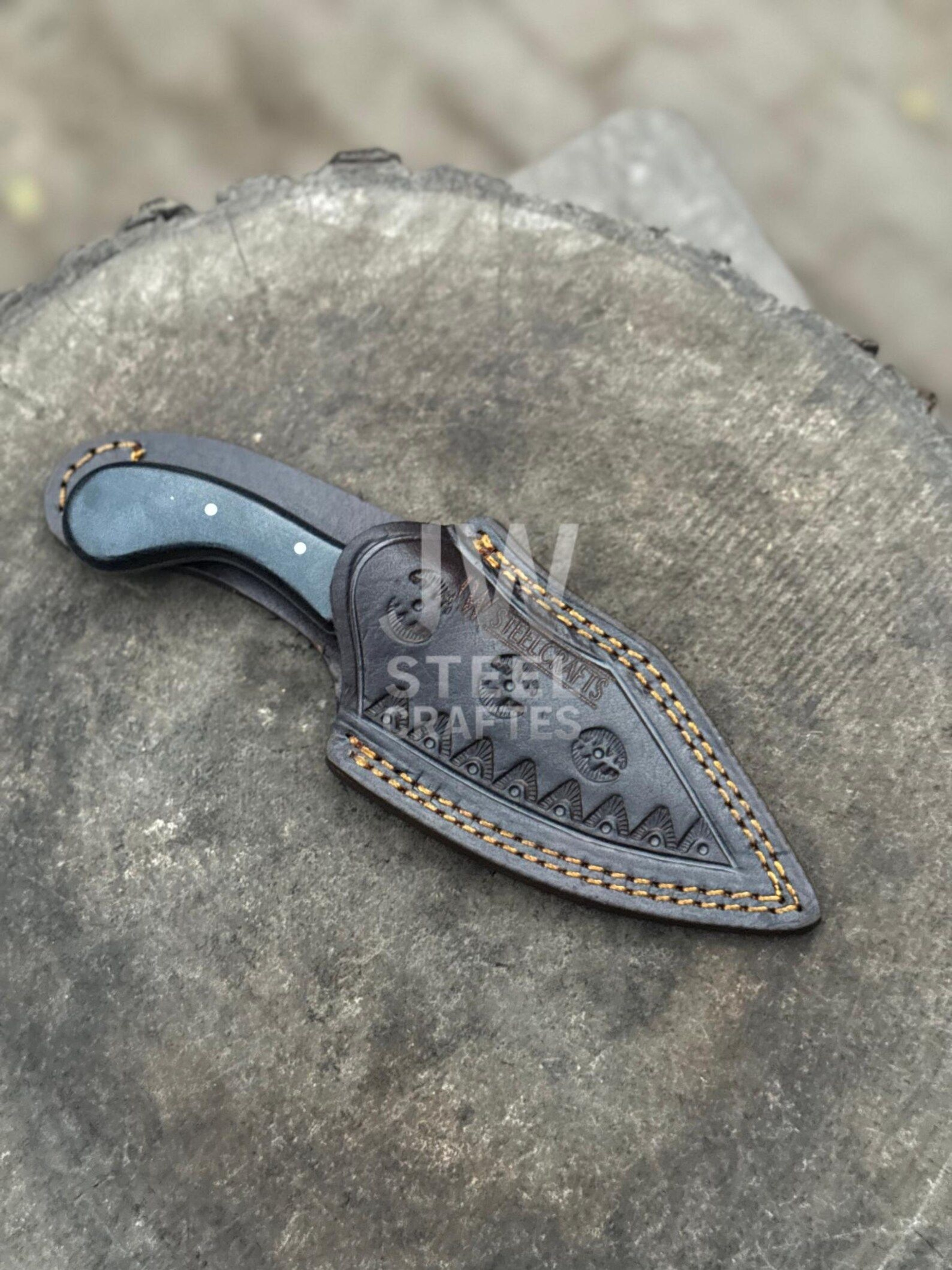Custom Personalized Damascus Steel Skinner Knife With Handcrafted Leather Sheath  Unique Hunti 0