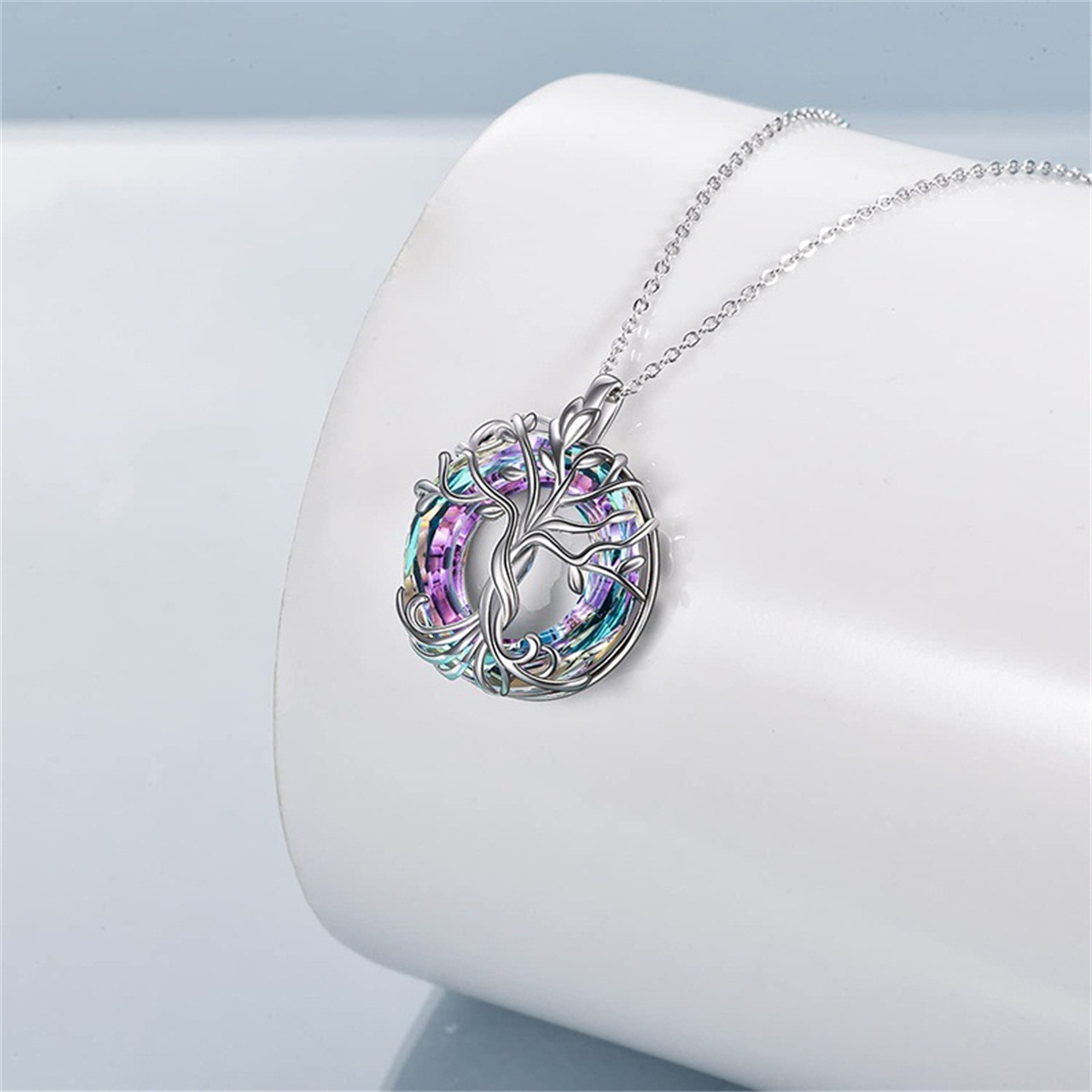 Exquisite Celtic Family Tree Necklace Circle Crystal Tree Of Life Jewelry Meaningful Gift For Women 3