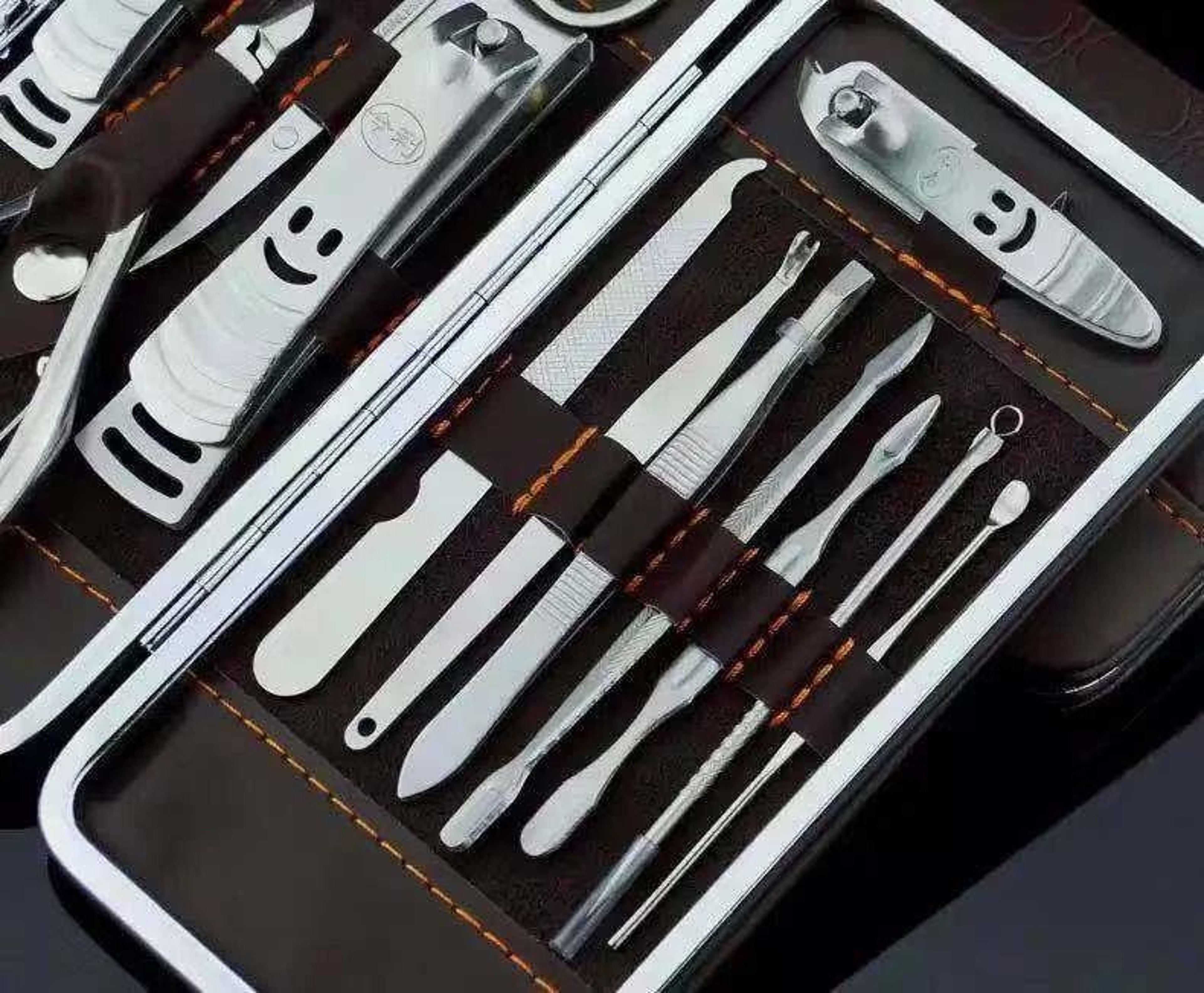 Nail Clippers Set Manicure Pedicure  Cuticle Grooming Tools Kit 2