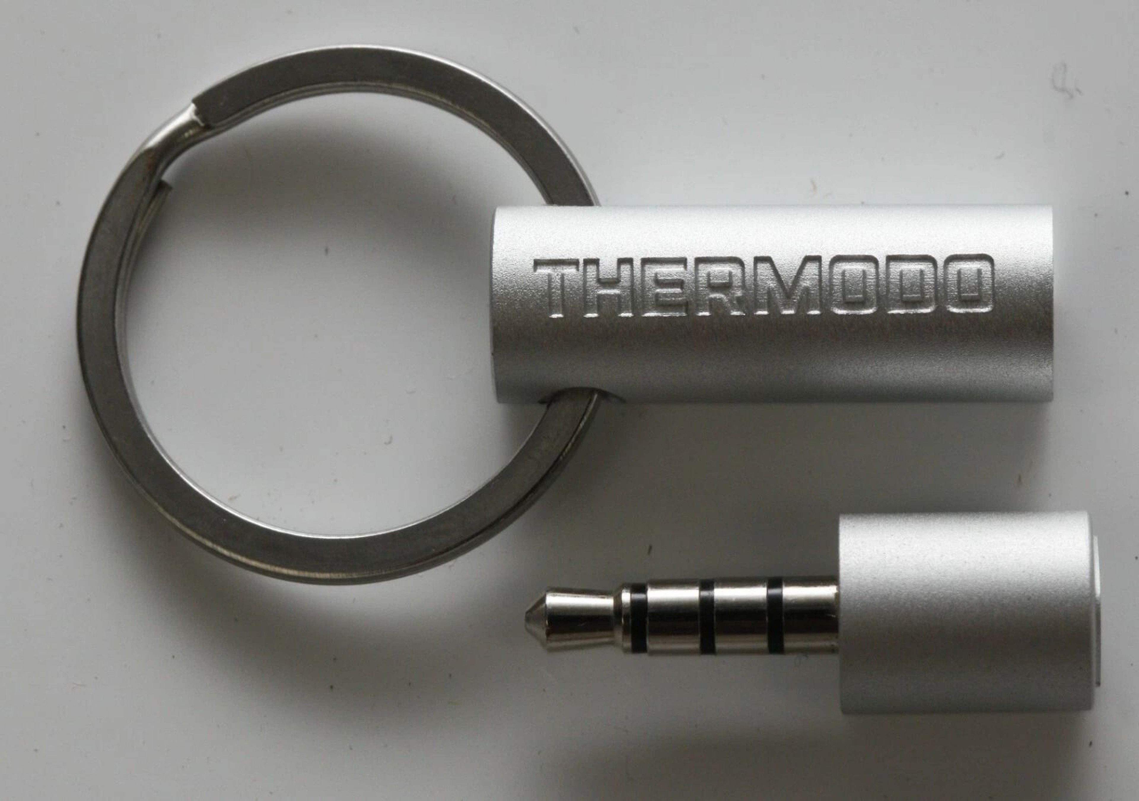 Thermodo Mini Ambient Thermometer For Mobile Devices 0
