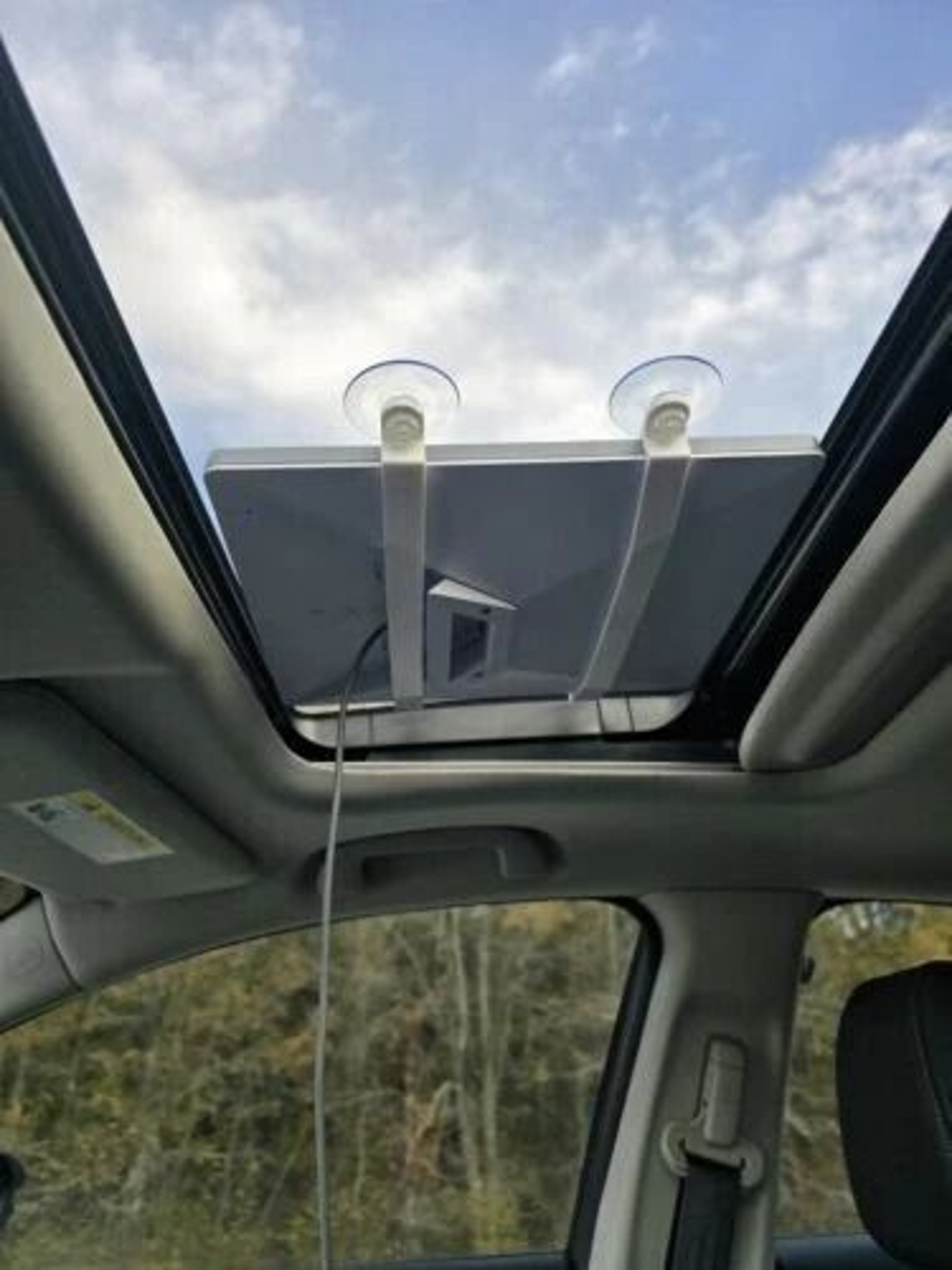 Low Profile Mini Suction Cup Mount For Car Sunroof And Window Glass 4