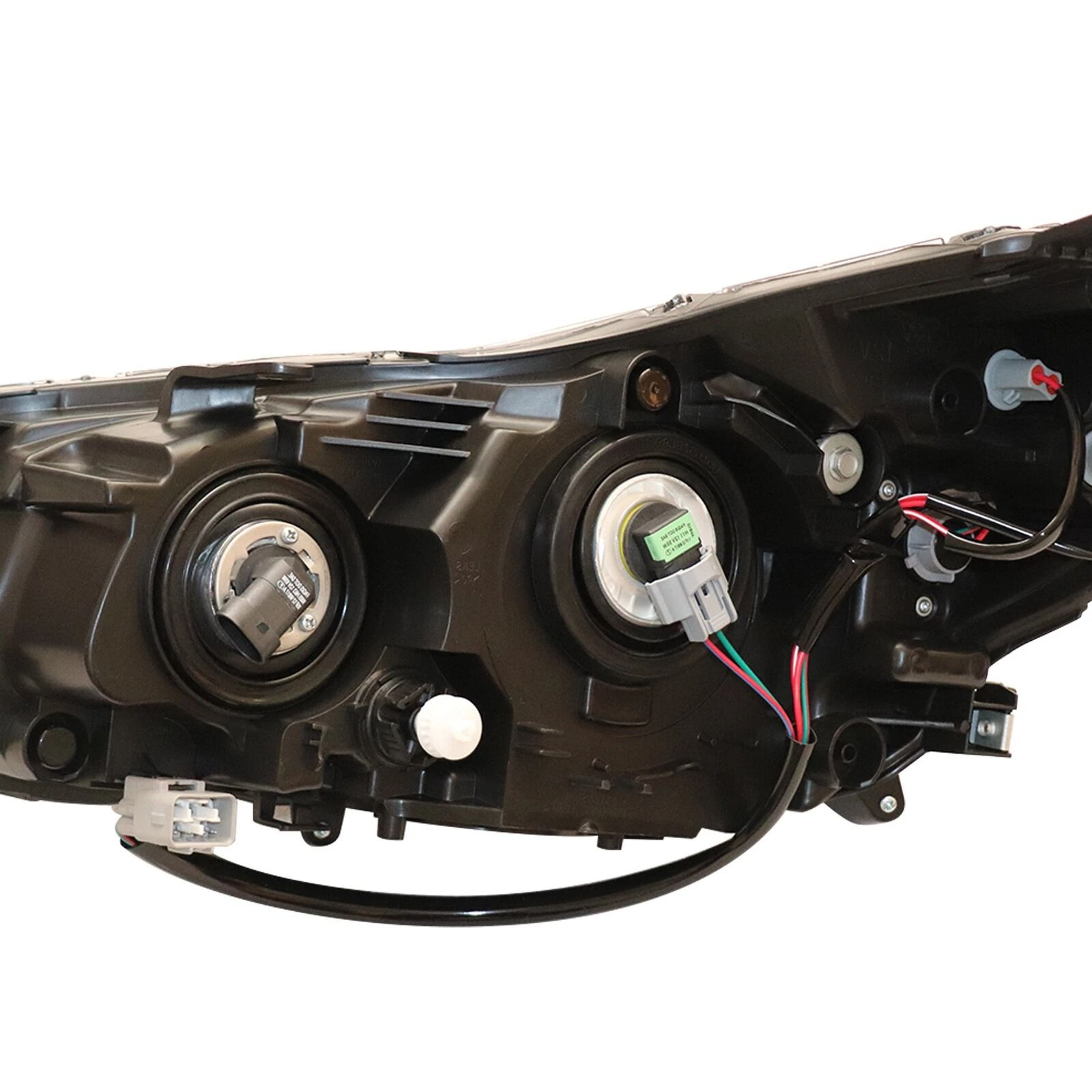 Subaru Crosstrek Passenger Side Halogen Headlight Assembly 13