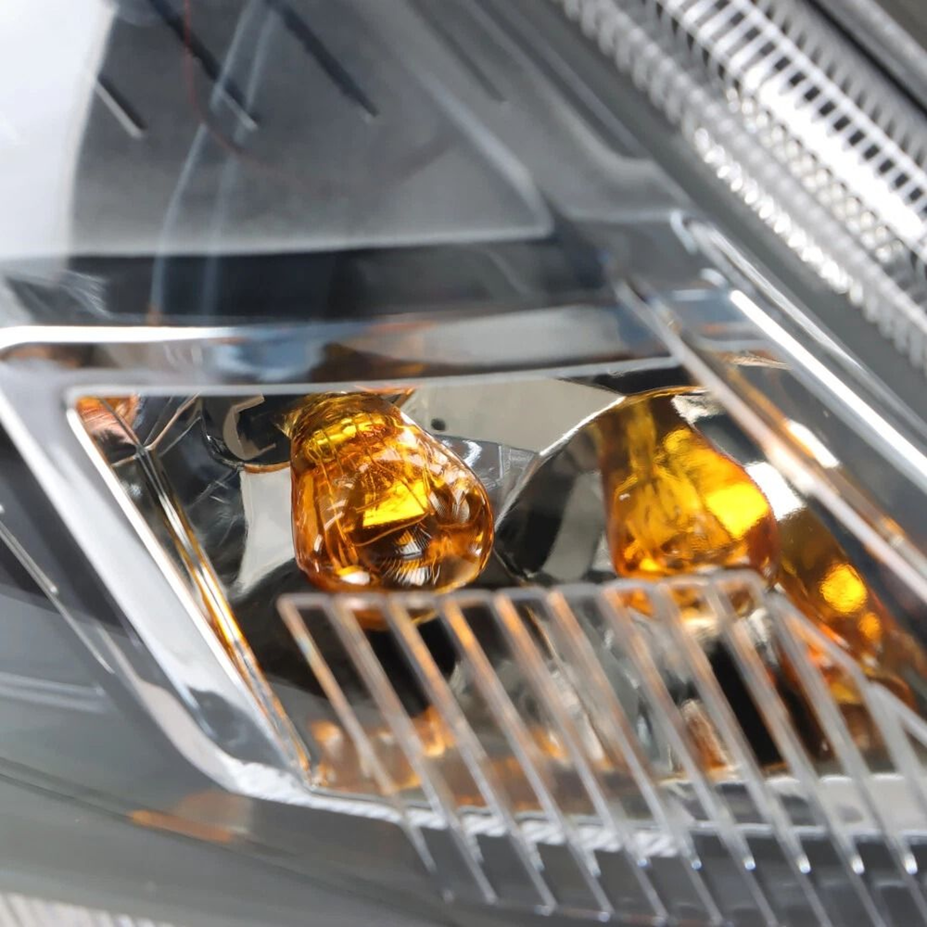 Premium Direct OE Style Headlight Assembly For Ford Fusion Halogen Headlights Driver  Passenger 1