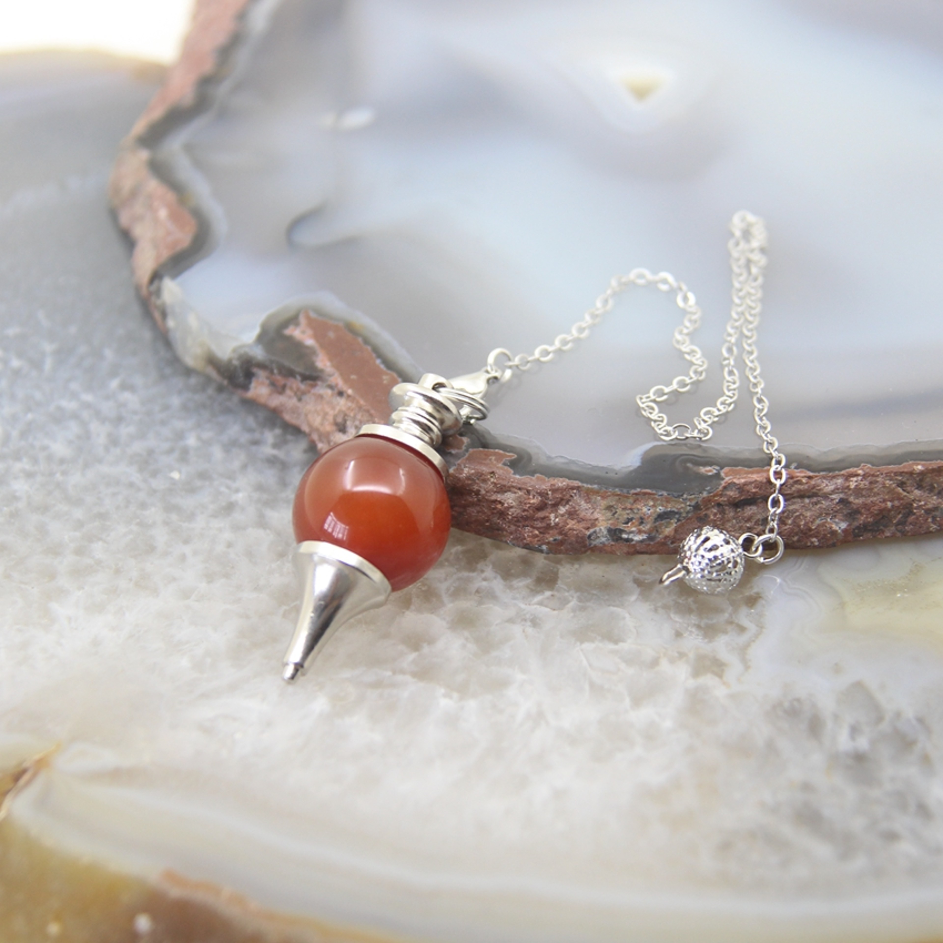 Natural Rose Quartz Labradorite Pendulum for Dowsing Divination, Crystal Cone Pendant with Round Beads Stone Chain – view 13