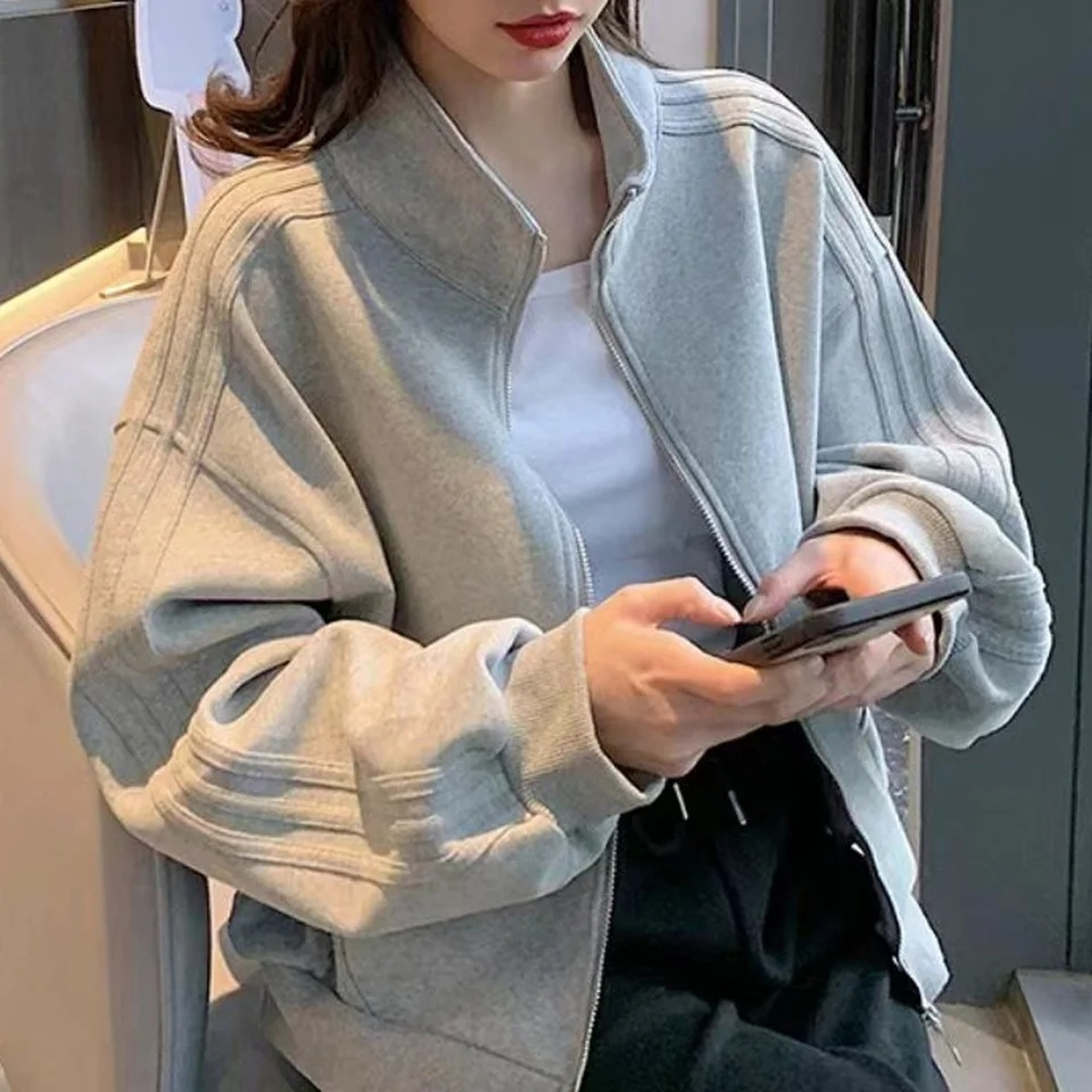 Women's Short Sweatshirt Jacket, Versatile Loose Fit Casual Style, Three Stripe Autumn Winter Jacket – view 7