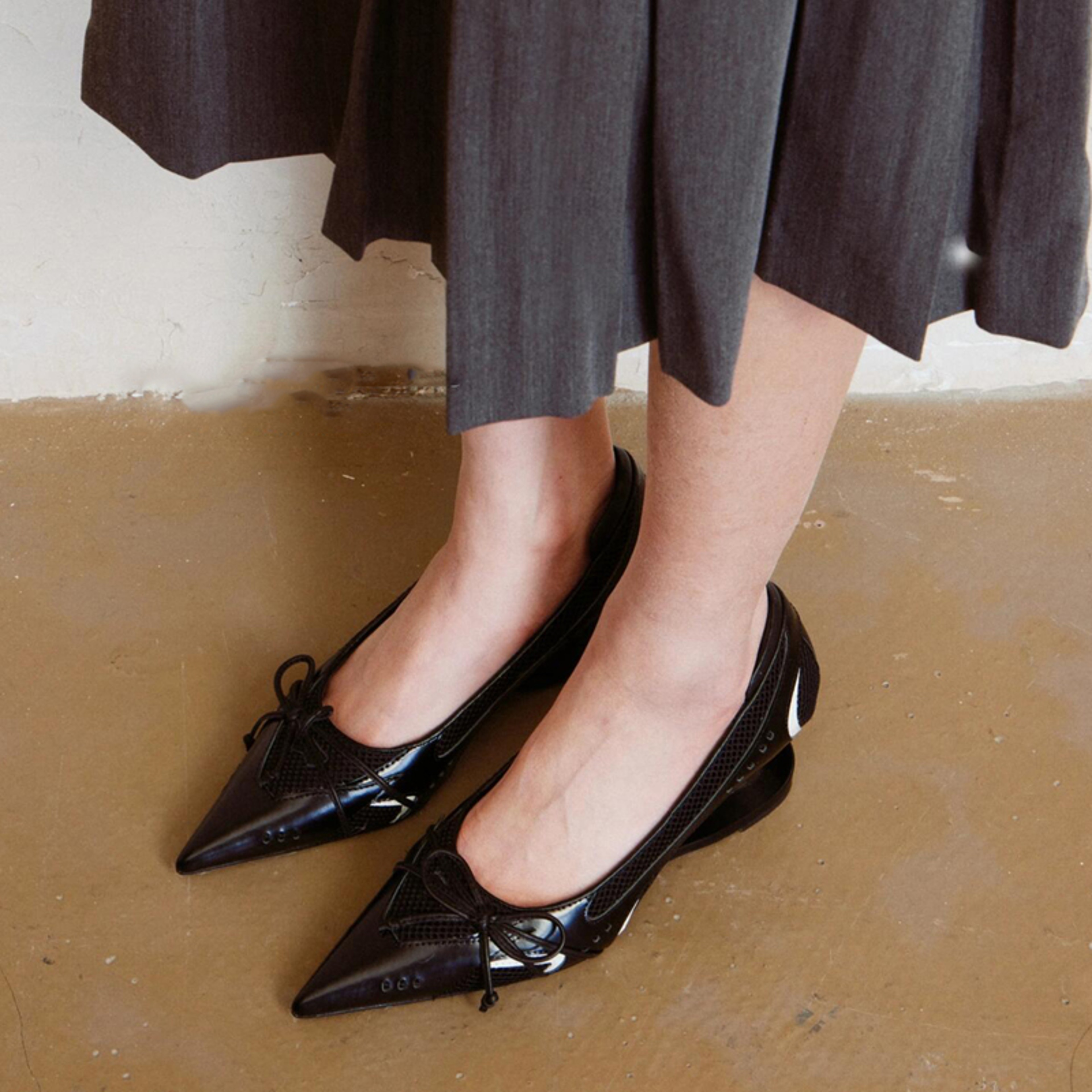 Womens Pointed Toe Mary Jane Pumps With Bow Detail And Sculptural Heels 4