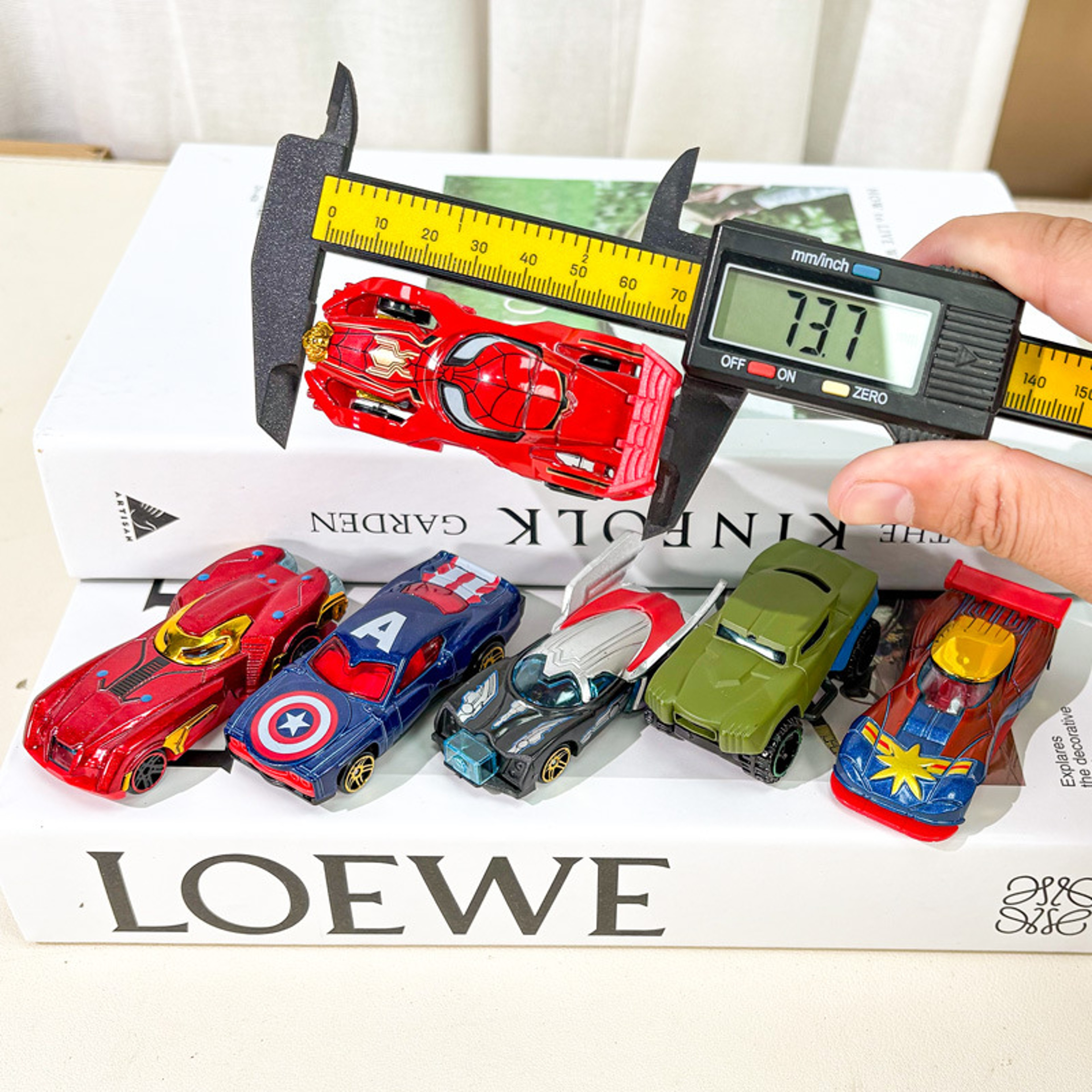 Superhero Die Cast Toy Car Metal and Plastic Mini Racing Vehicle Model – view 4