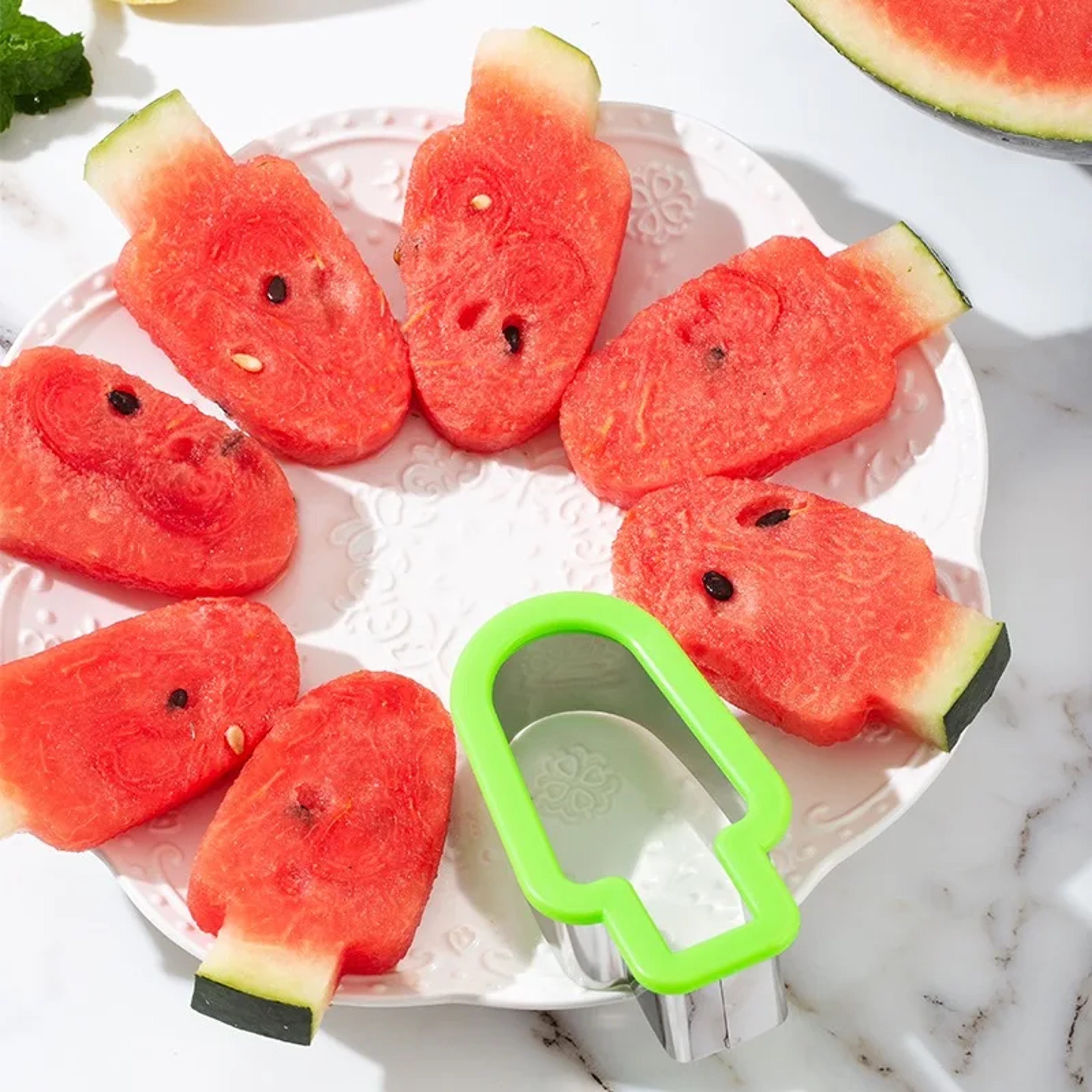 TreeCut Stainless Steel Watermelon Slicer & Fruit Cutter Tool – view 4