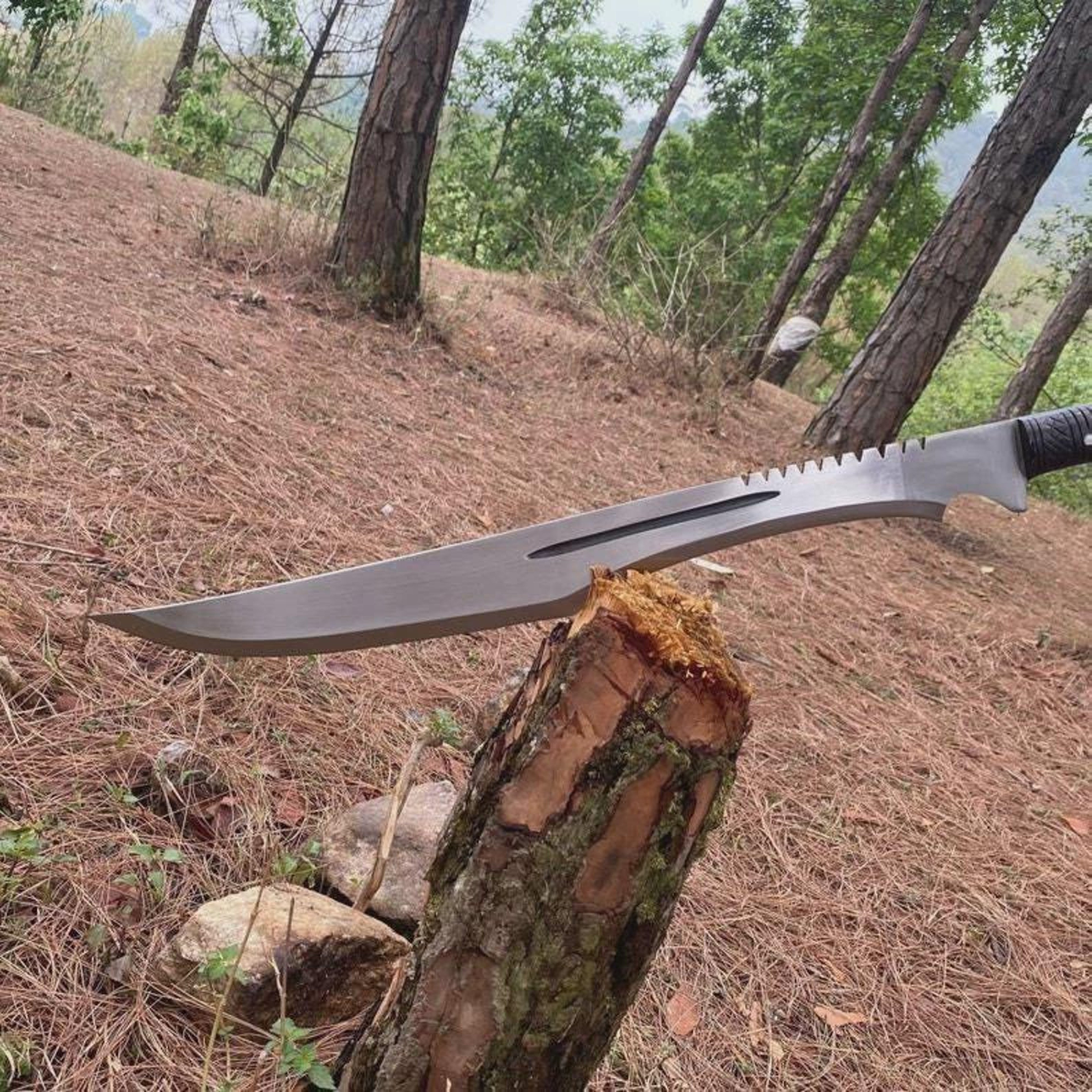 Handcrafted High Carbon Steel Kukri Sword With Serrated Spine  Rosewood Handle  Bushcraft Collector 2