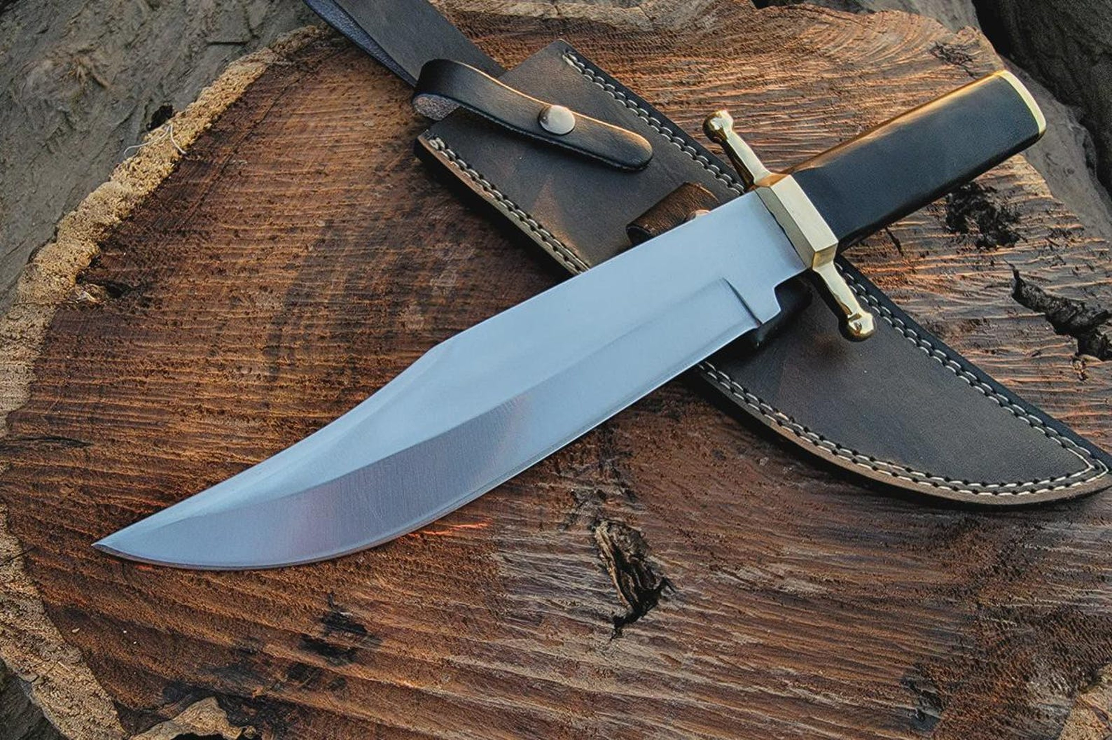 Premium Bowie Knife D2 Steel Blade Buffalo Horn Handle With Leather Sheath 2