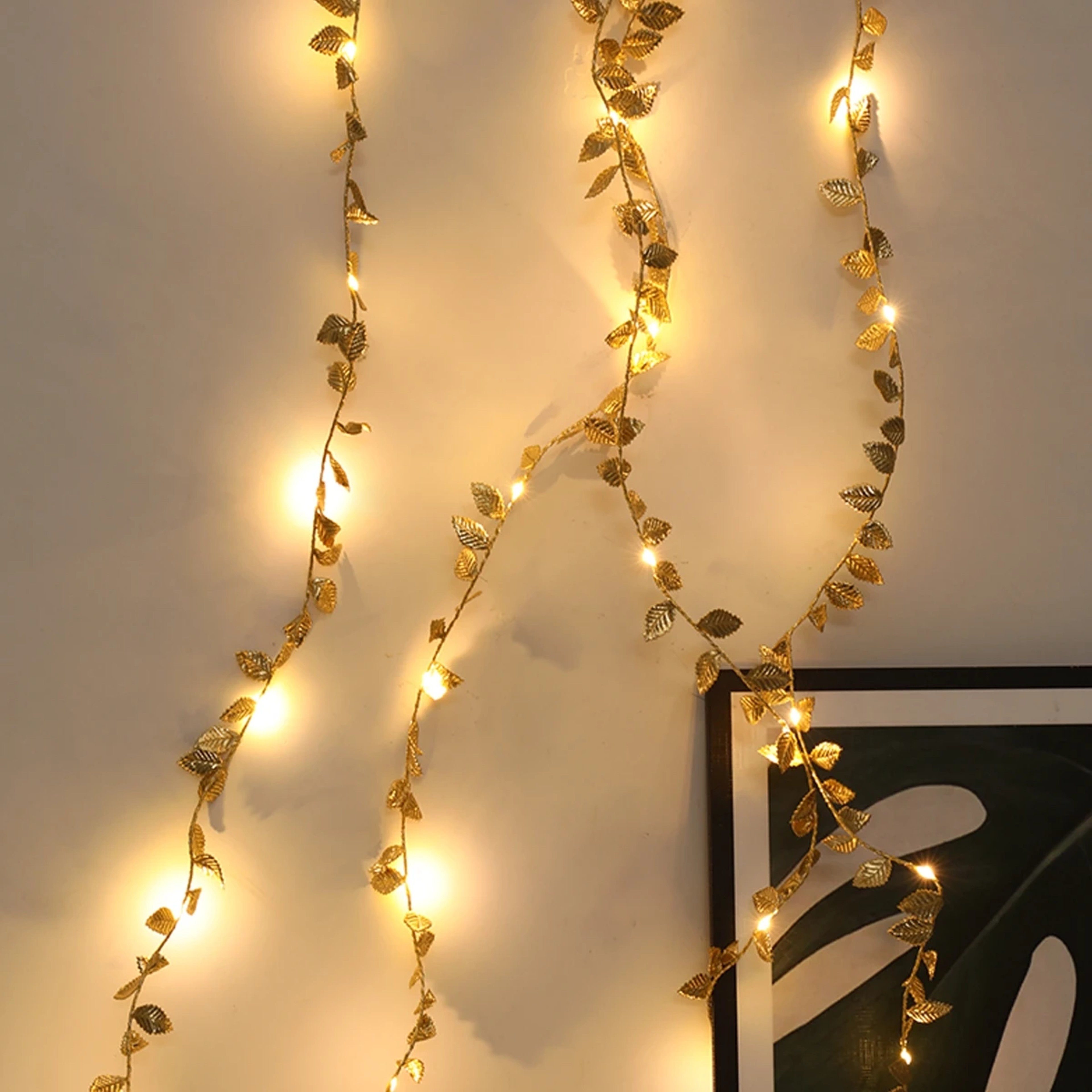 LED Golden Leaves String Light Battery-operated Garland For Living Room, Bedroom, Party, Wedding, New Year – view 5