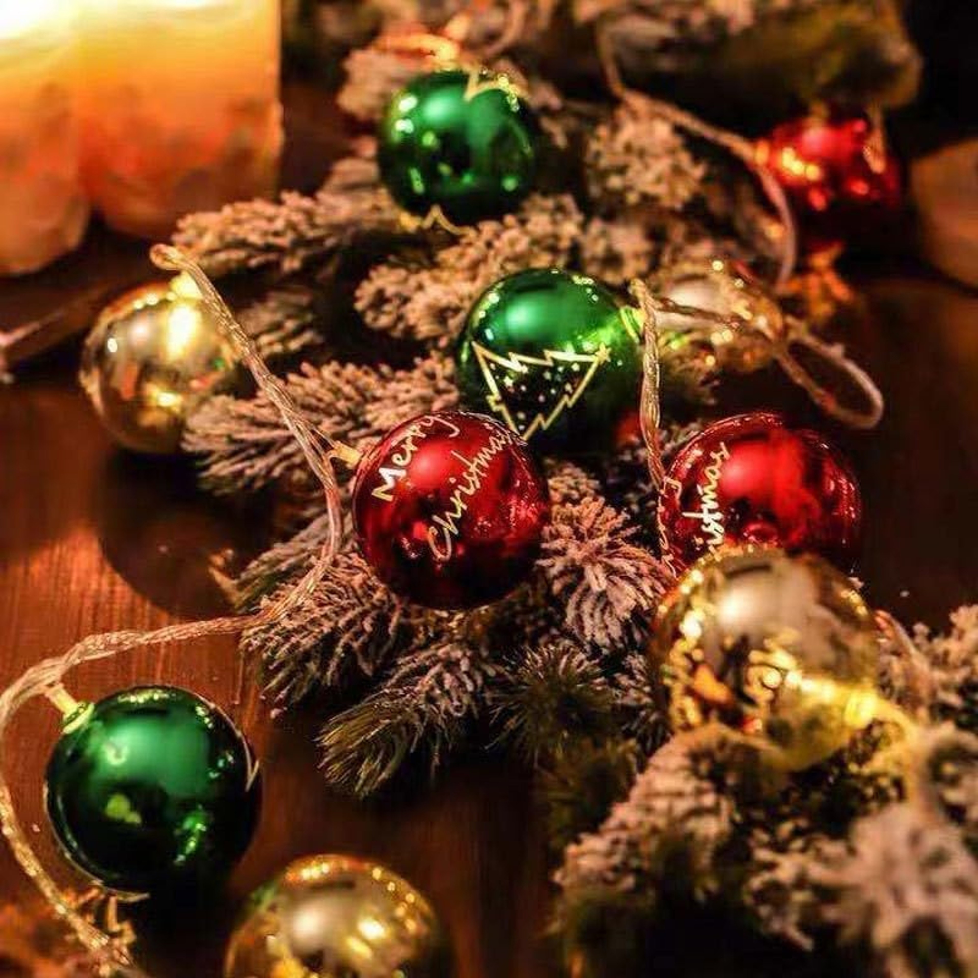 LEDs Battery Powered Yellow, Red, Green Christmas Ball String Light for Party Room, Festival Decor – view 4