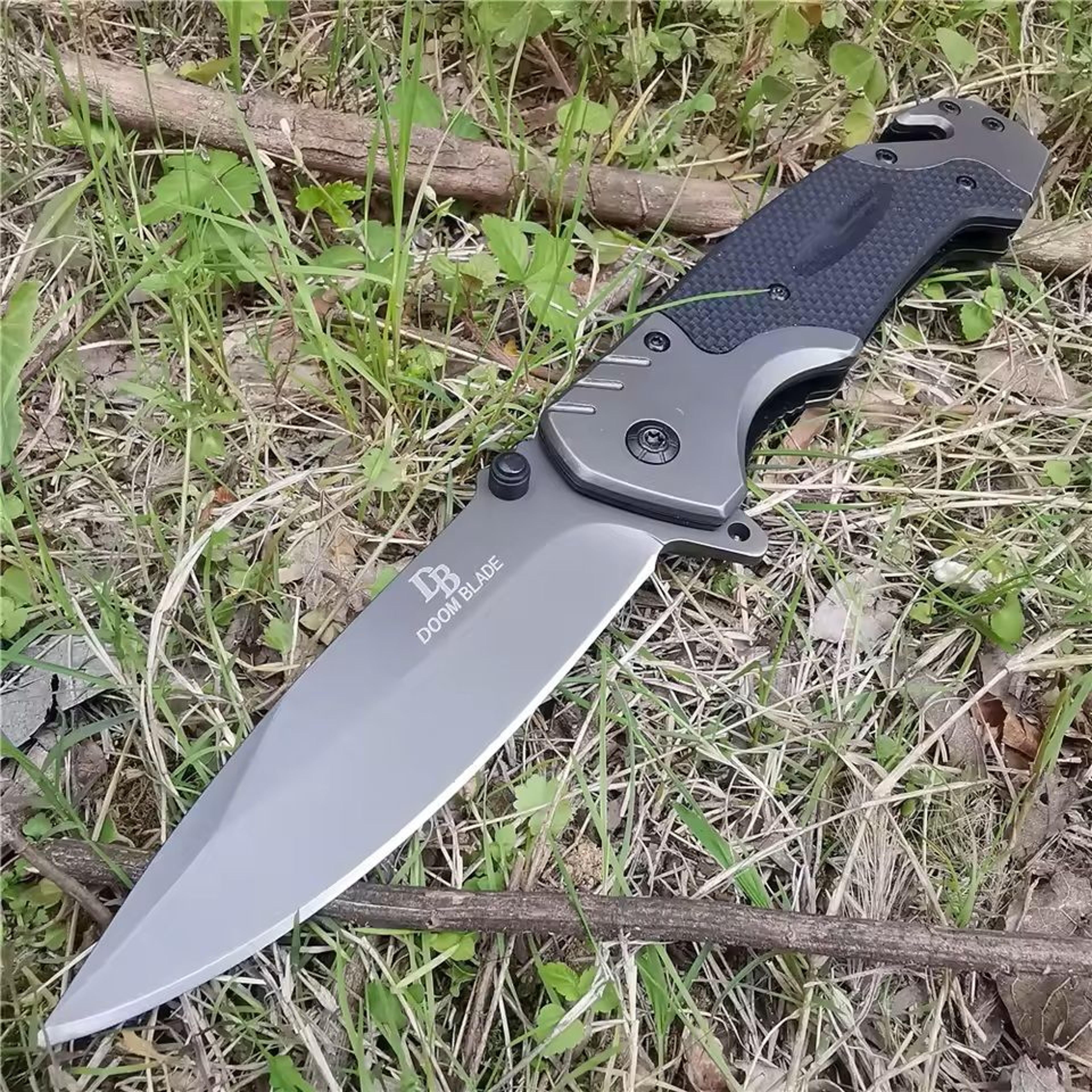 Folding EDC Knife With High Hardness Blade For Camping Hunting And Outdoor Survival 0