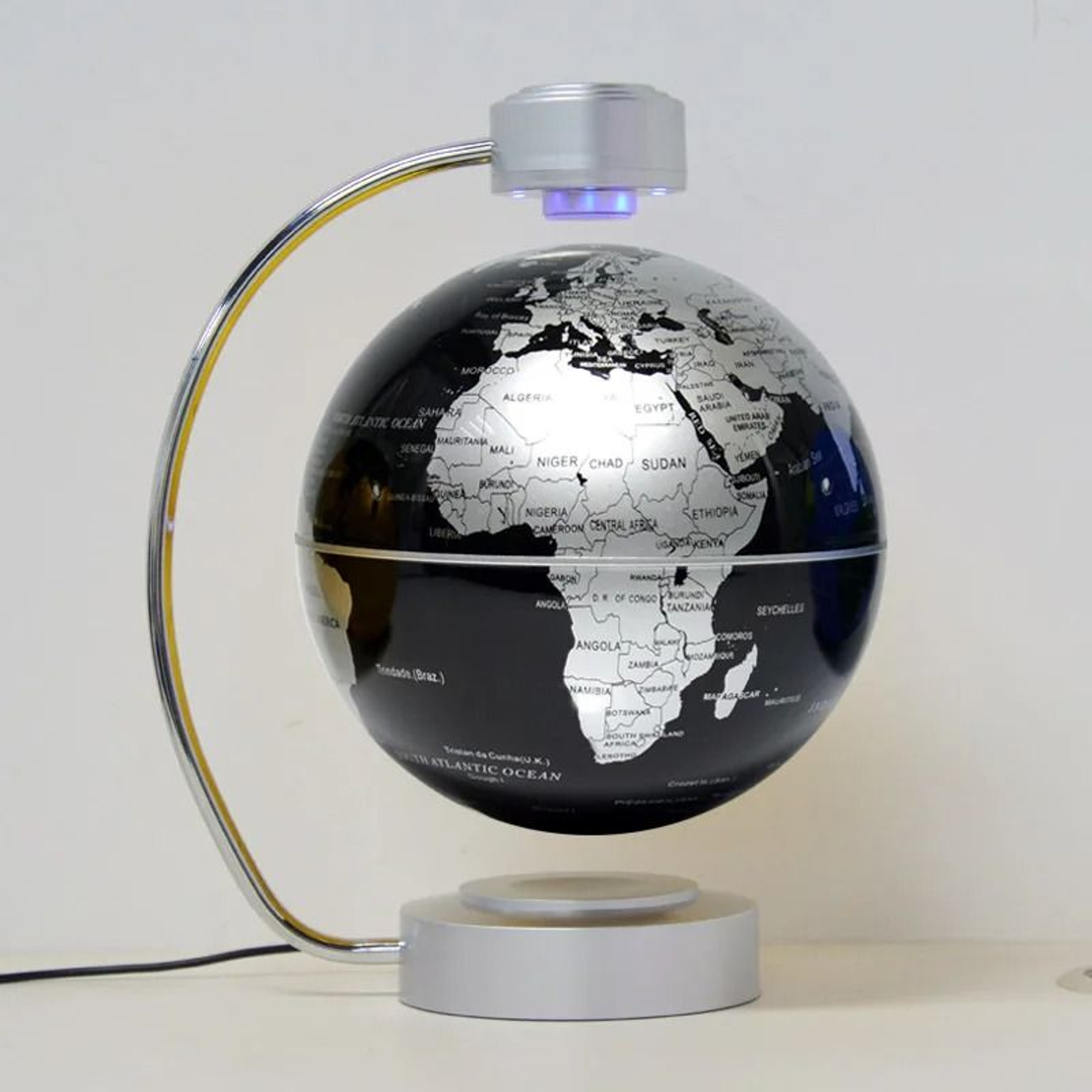 Magnetic Floating Globe With LED Light 10