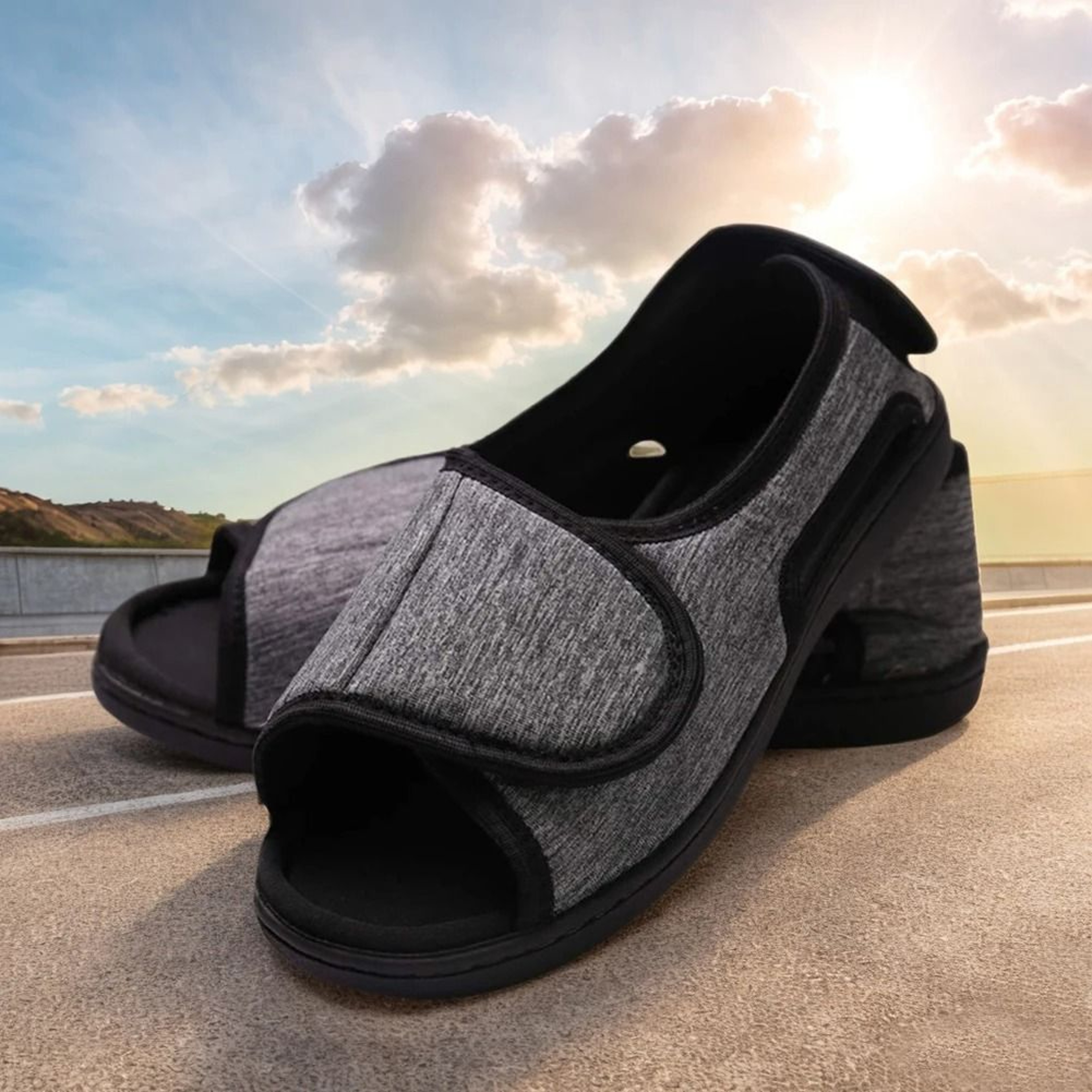 Adjustable Elderly Slippers Open Toe Sandals For Swollen Feet 3