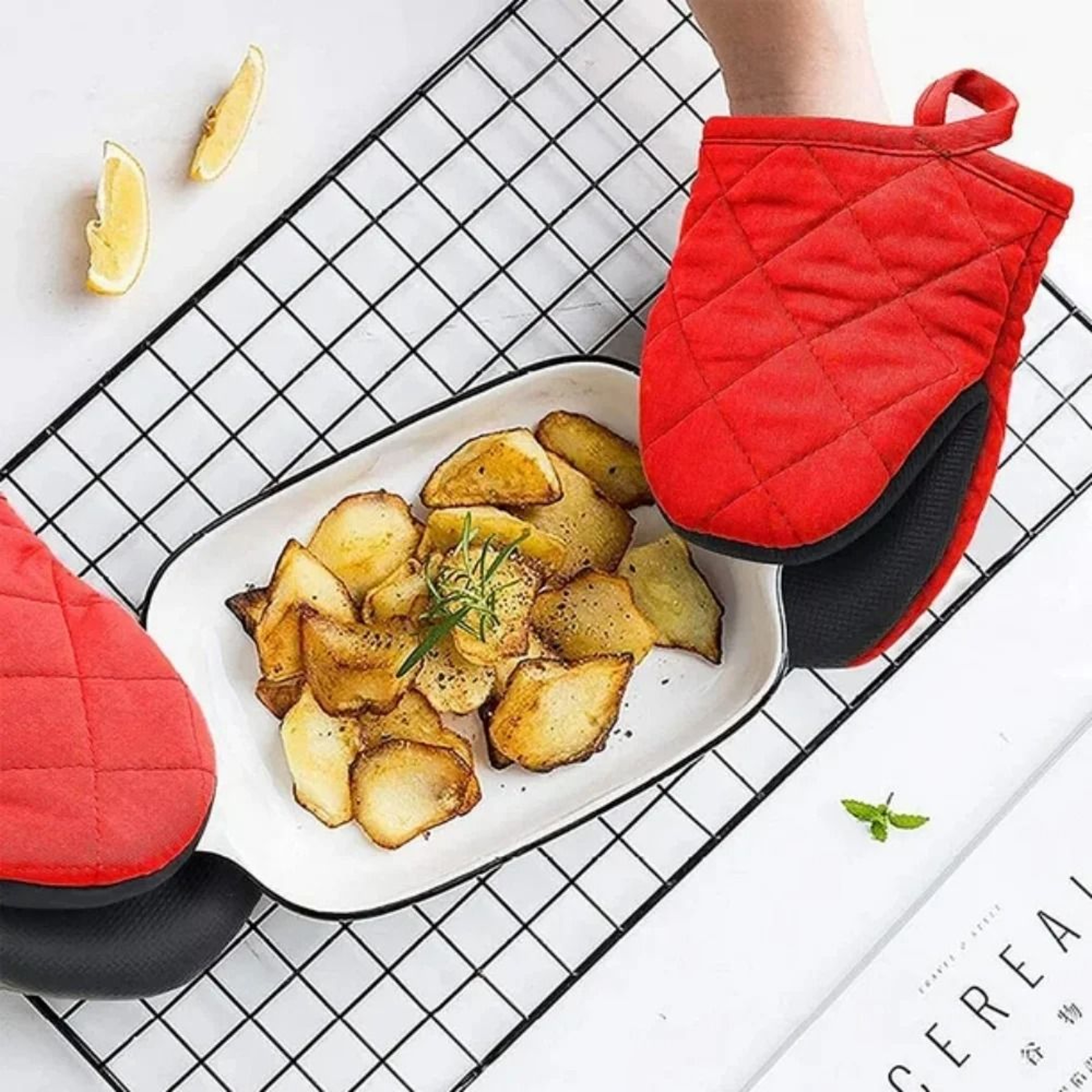 Professional HighHeat Resistant Silicone Mini Oven Mitts With NonSlip Grip 3